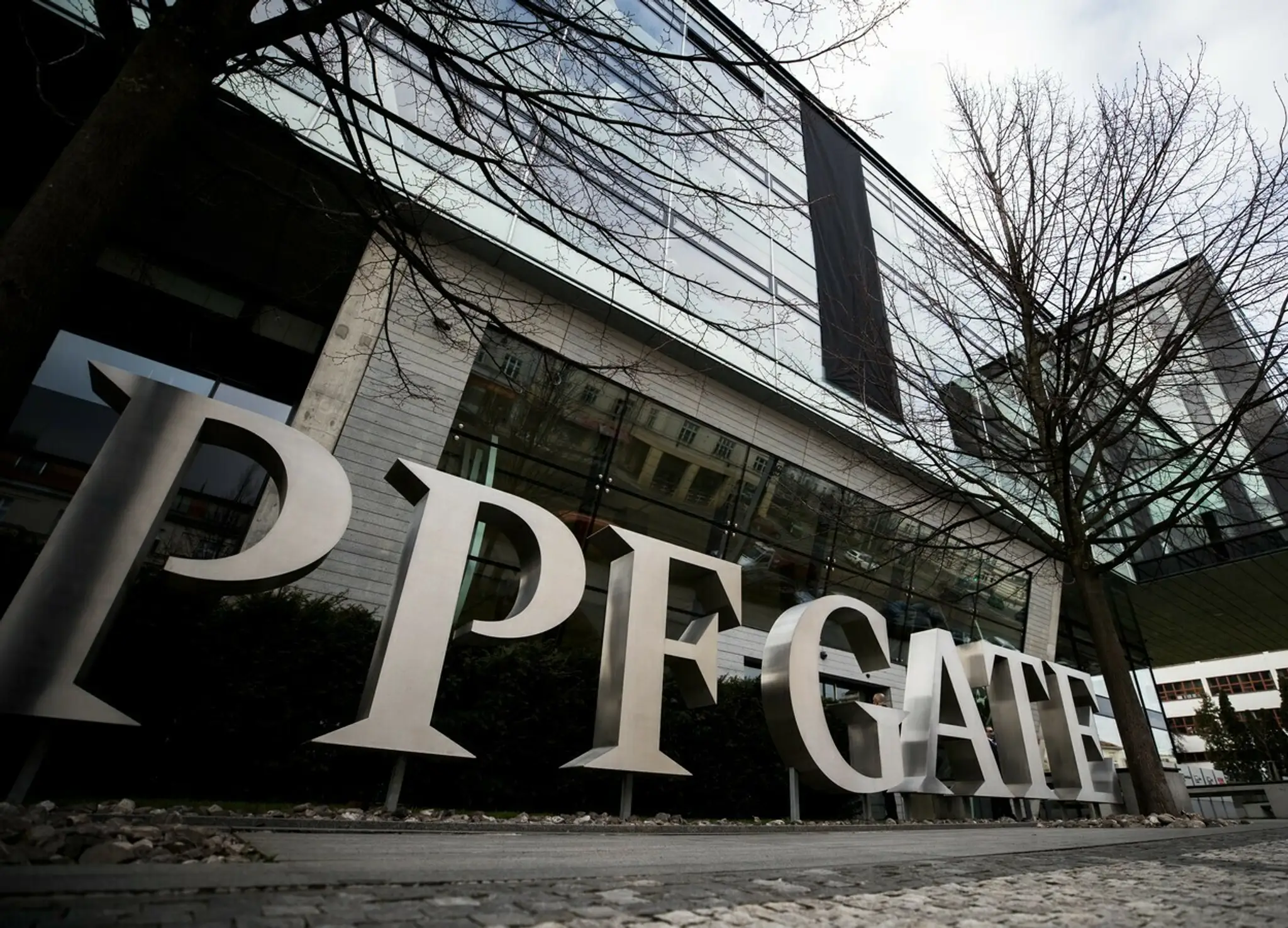 Spoločnsoť PPF pôvodne patriaca Petrovi Kellnerovi