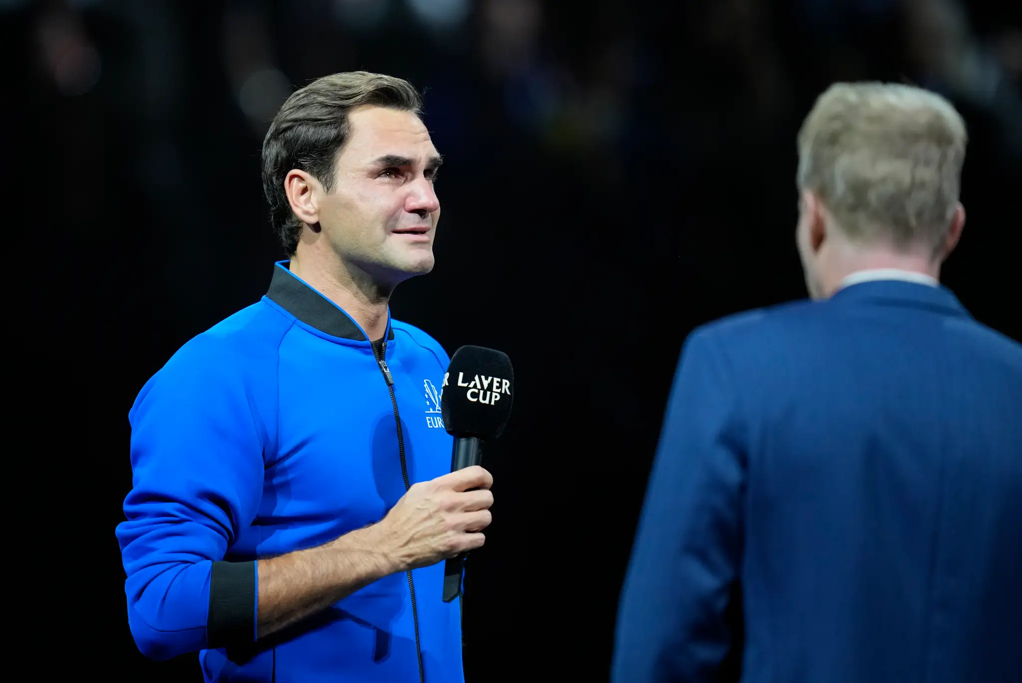 Roger Federer sa lúči s kariérou.