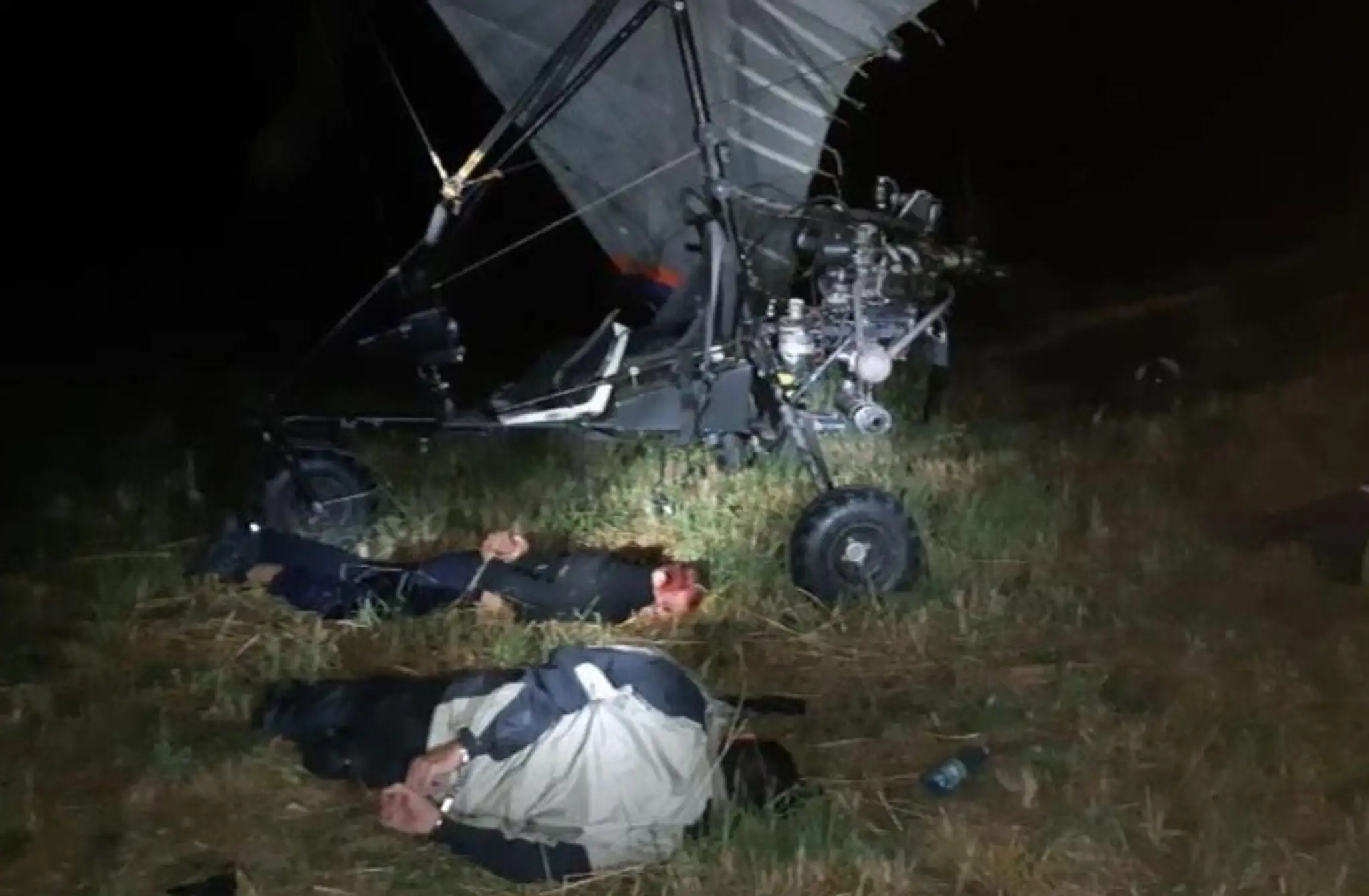 Mužov zadržala polícia.