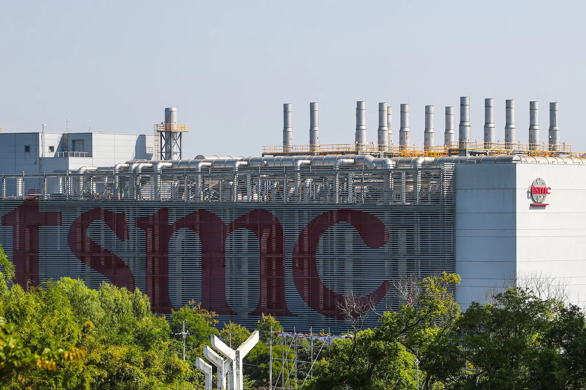 Zlievareň polovodičov taiwanskej firmy TSMC.