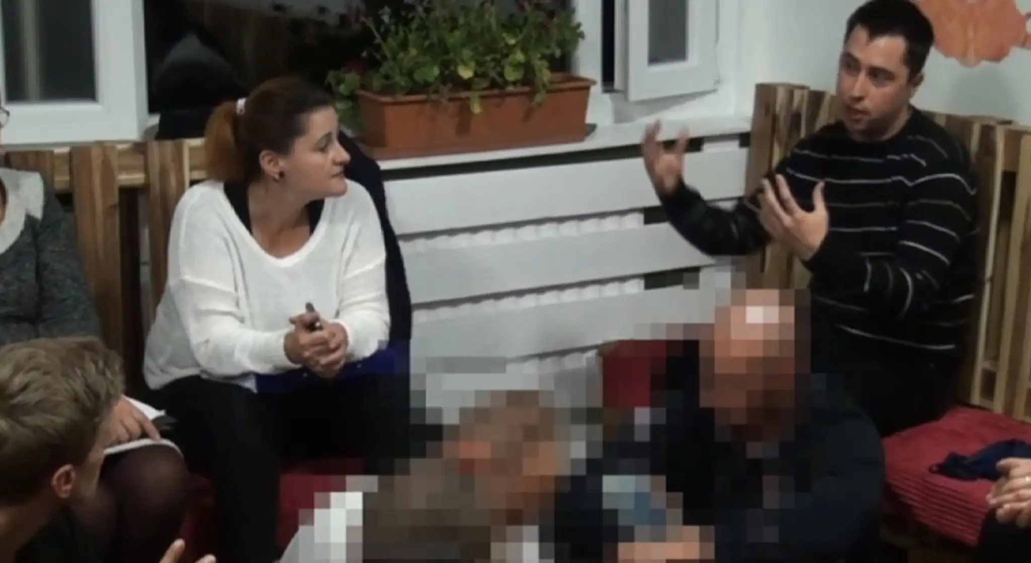 Záznam zo stretnutia Blahovej a klientmi Čistého dňa. Takto sa do nej pustili