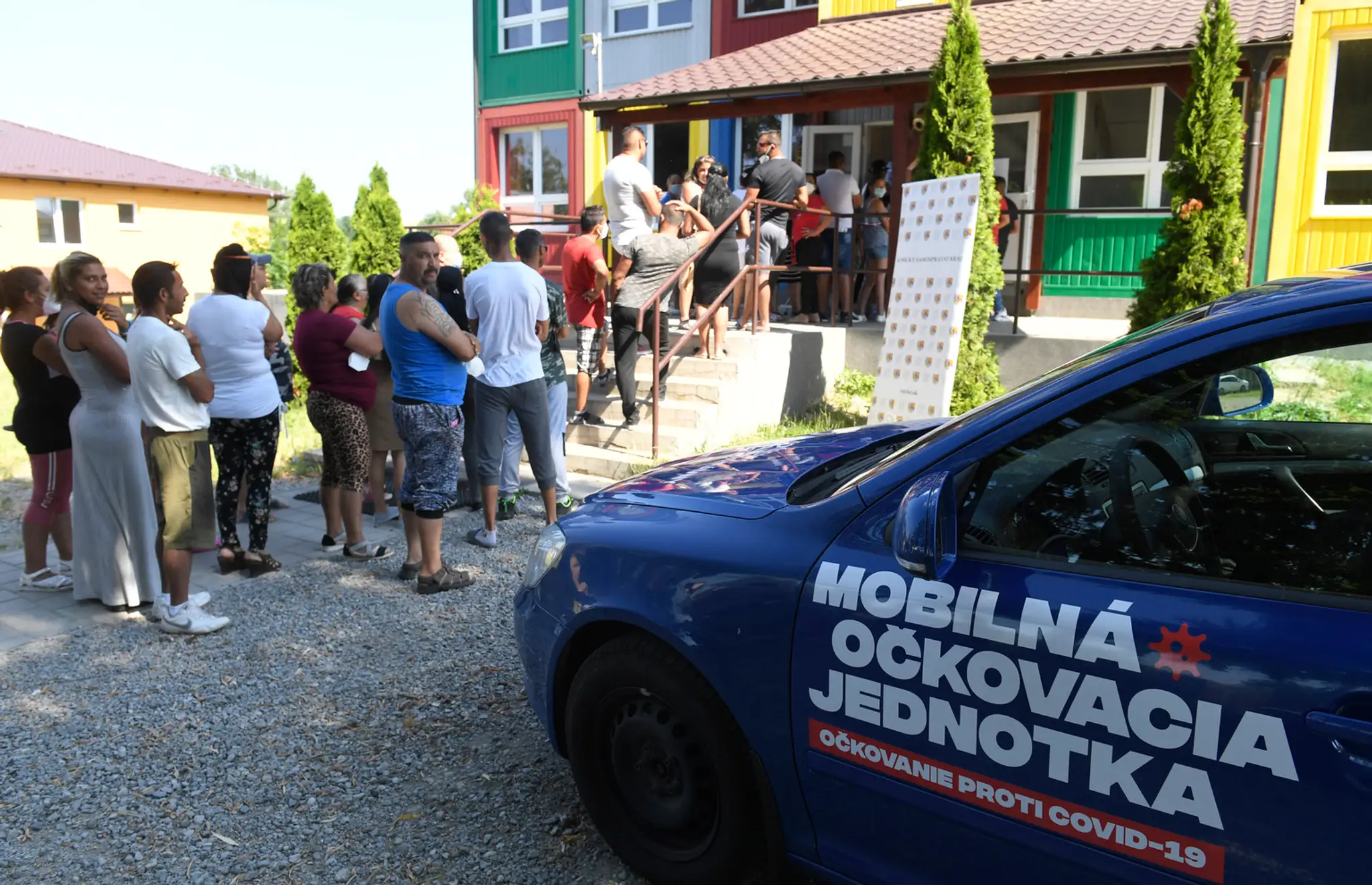 Výjazdové očkovanie v osade v obci Kecerovce v Košickom kraji.