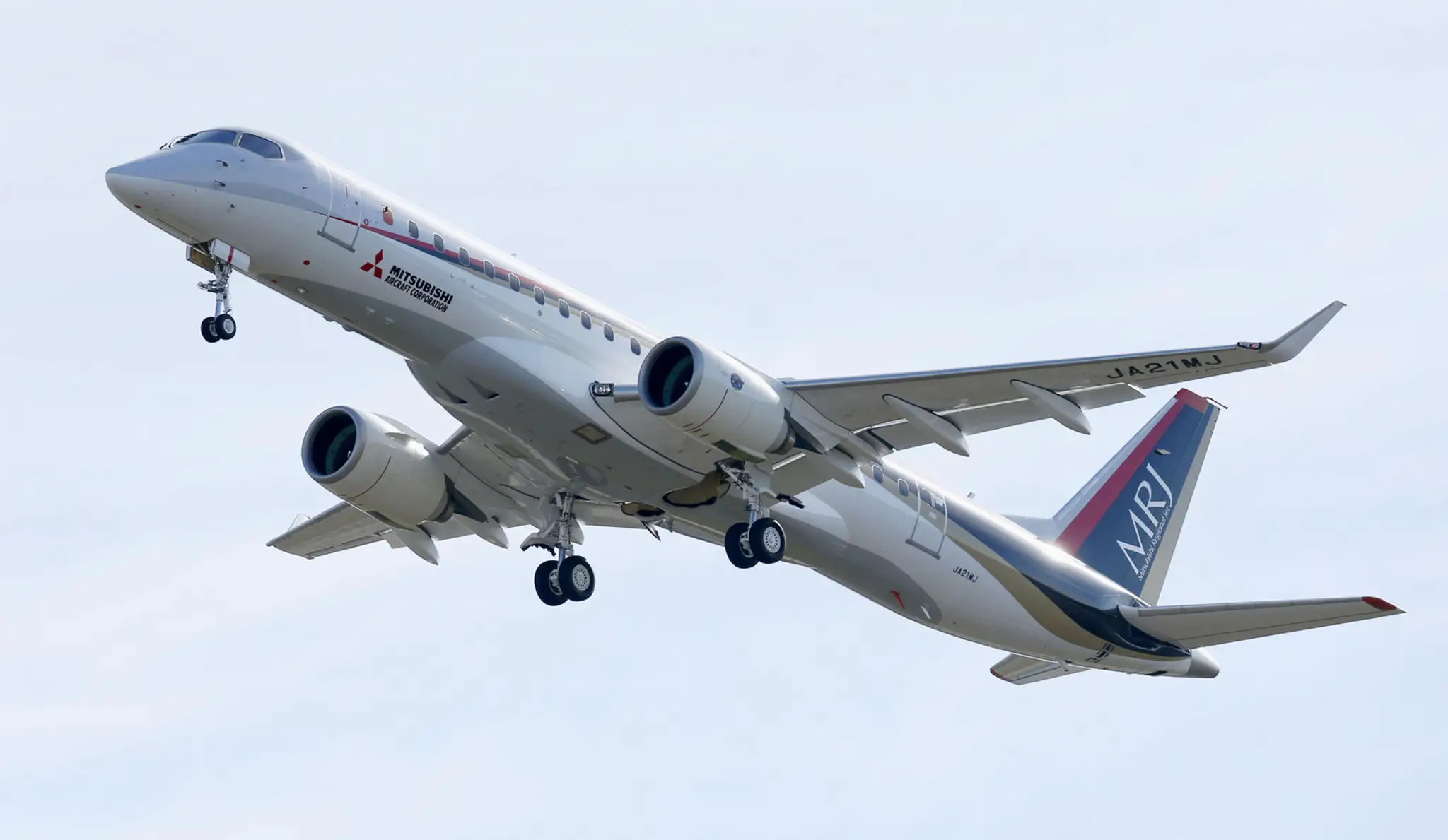 Japan_Mitsubishi_Jet057622301076.jpg