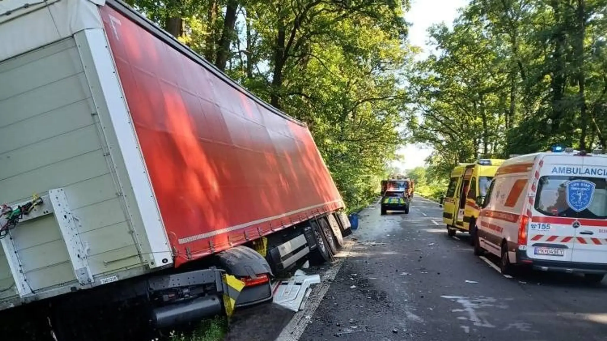 Tragická nehoda pri Kopčanoch: Dodávka sa zrazila s kamiónom, jeden z vodičov neprežil