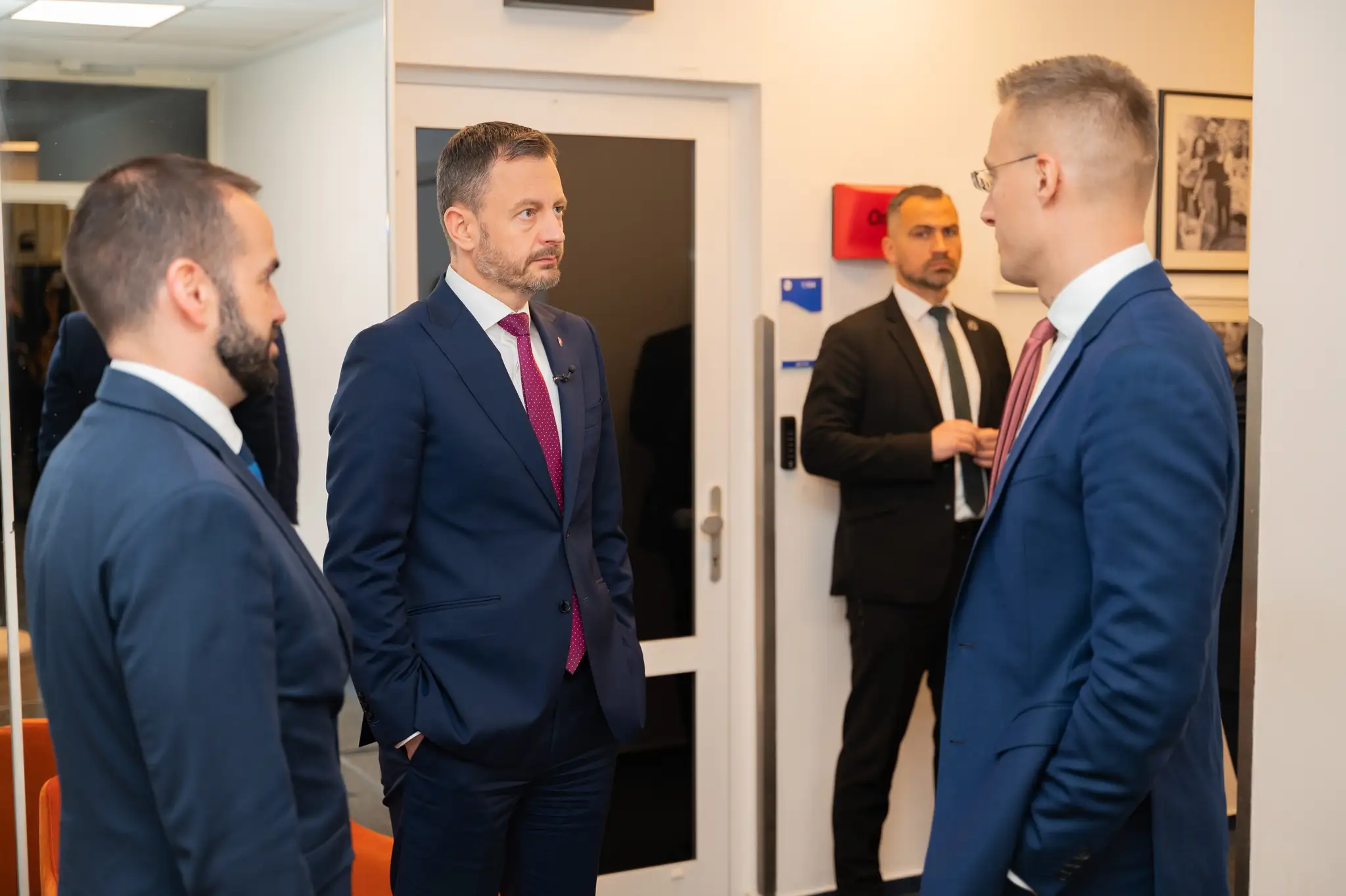 Hosťami Na telo boli Eduard Heger a Robert Fico.