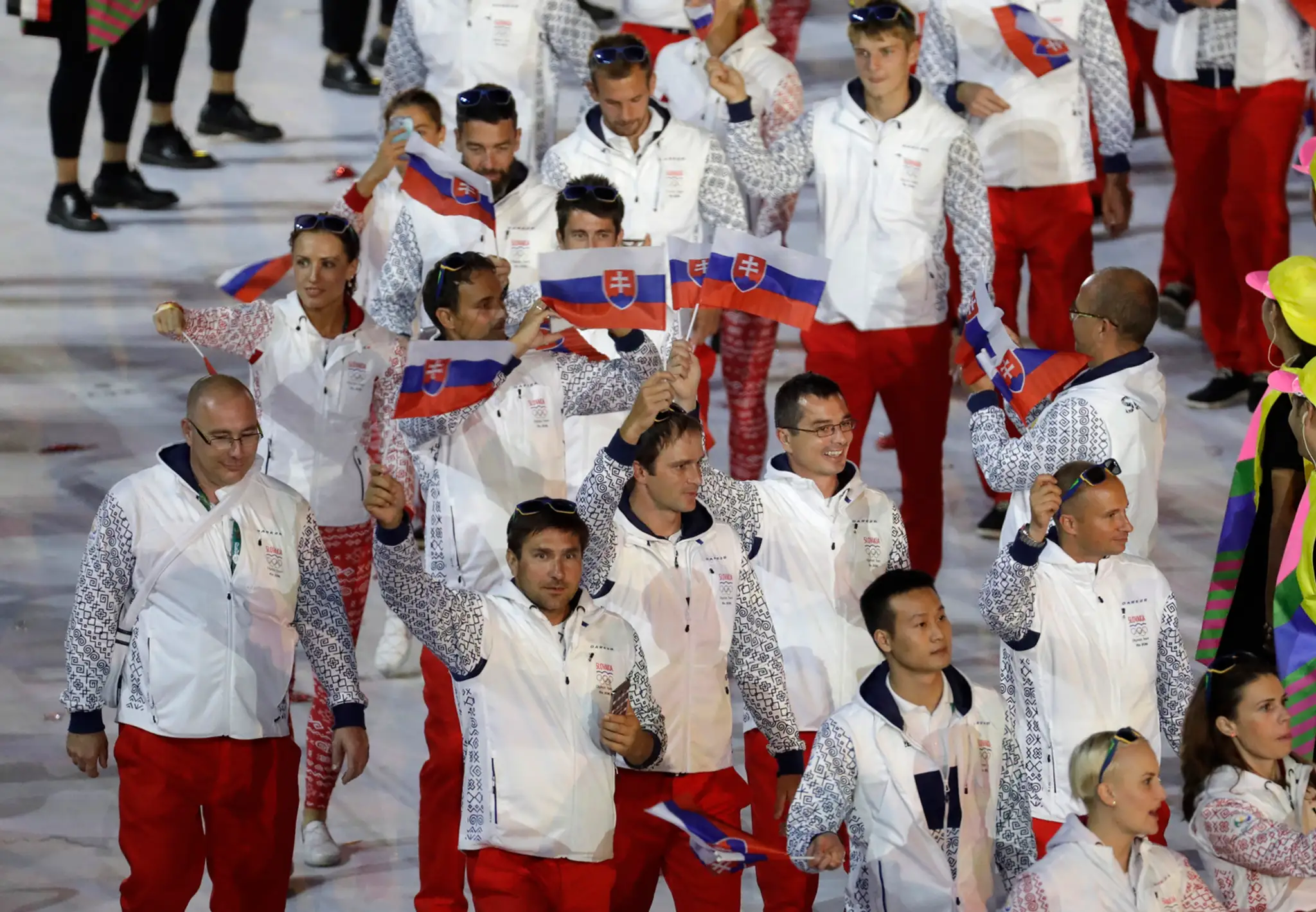 Reprezentanti spod Tatier počas otváracieho ceremoniálu OH v Riu.