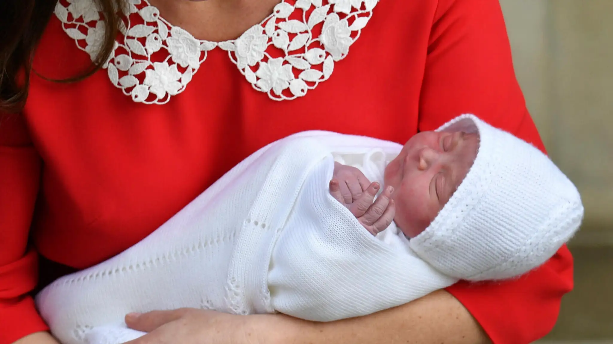 Prvá fotka tretieho dieťatka princa Williama a Kate Middleton.