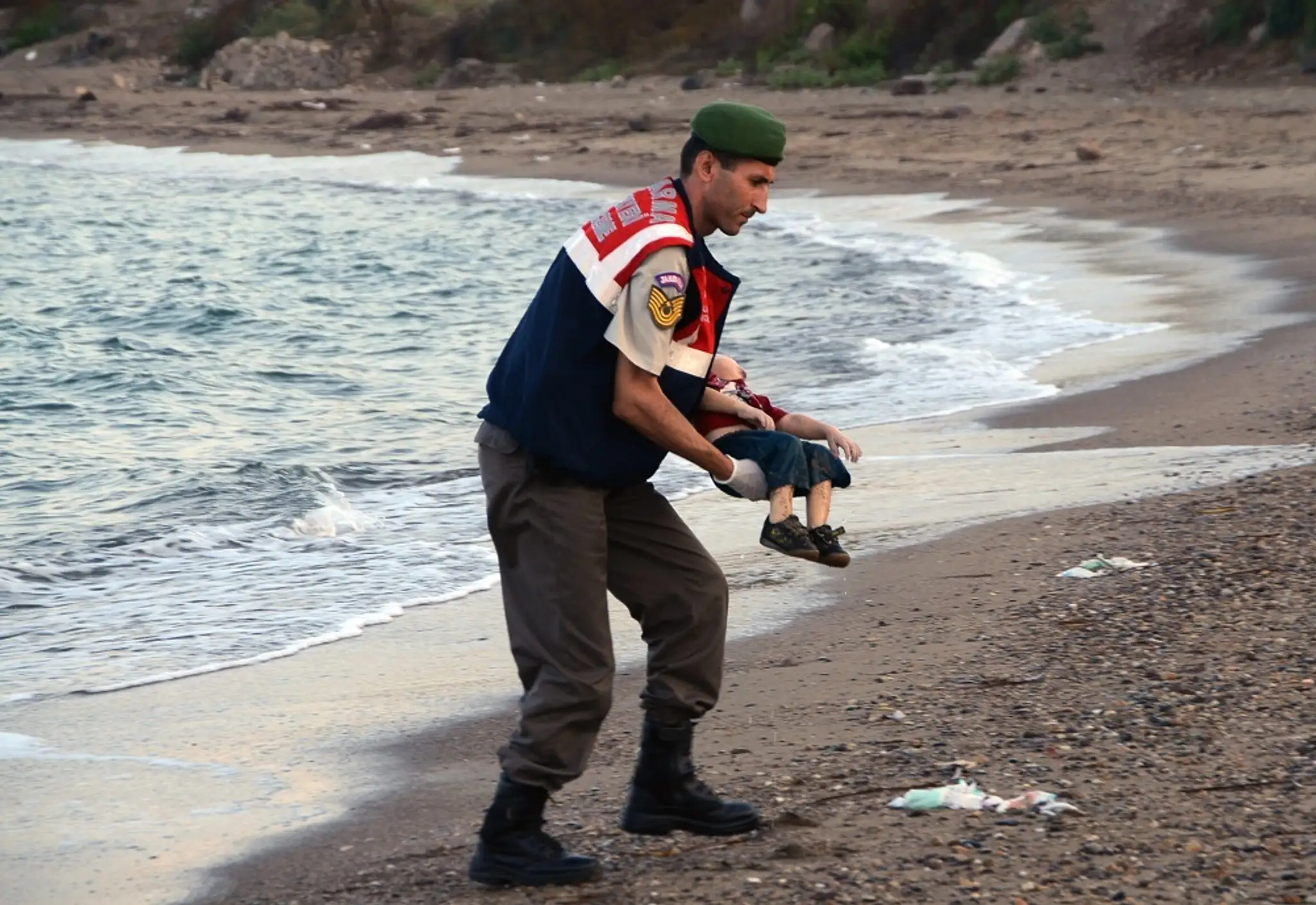 Utopený Ajlan Kurdí z rodiny sýrskych migrantov.