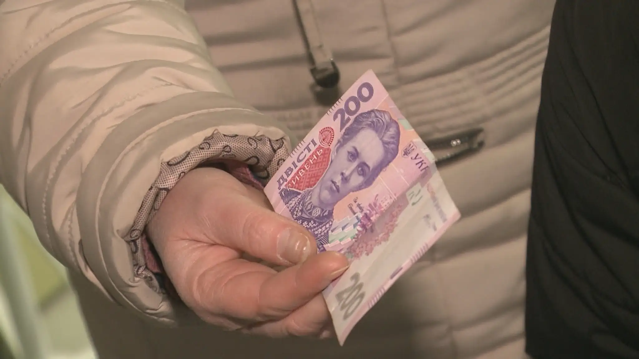 Ukrajinci prišli s hrivnami, ktoré nevedia u nás zameniť