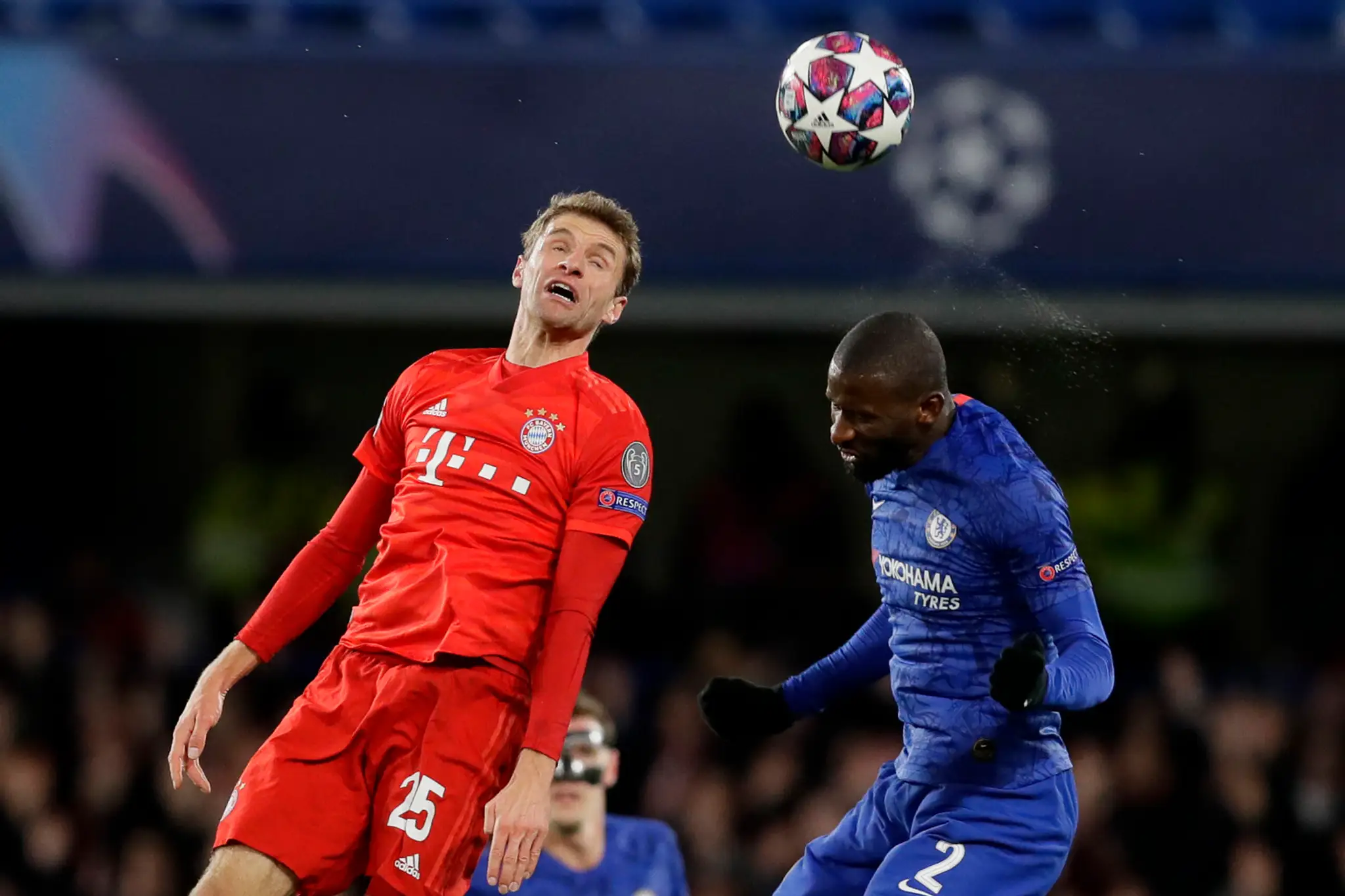 Kouč Chelsea Frank Lampard reaguje po prvom osemfinále LM proti Bayernu Mníchov.