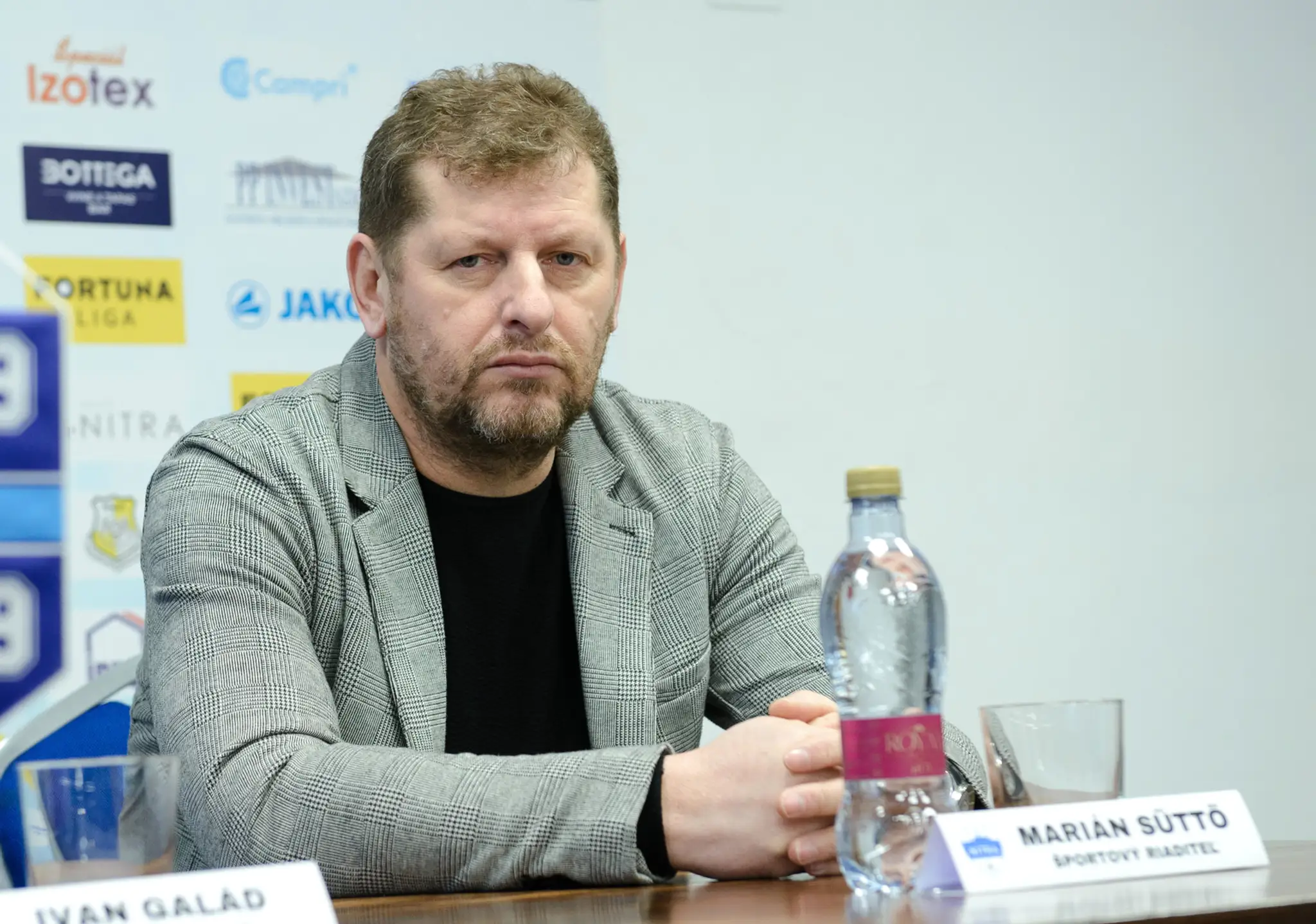 Kapitán Podbrezovej Miroslav Viazanko počas tlačovej konferencie pred začiatkom jarnej časti sezóny.