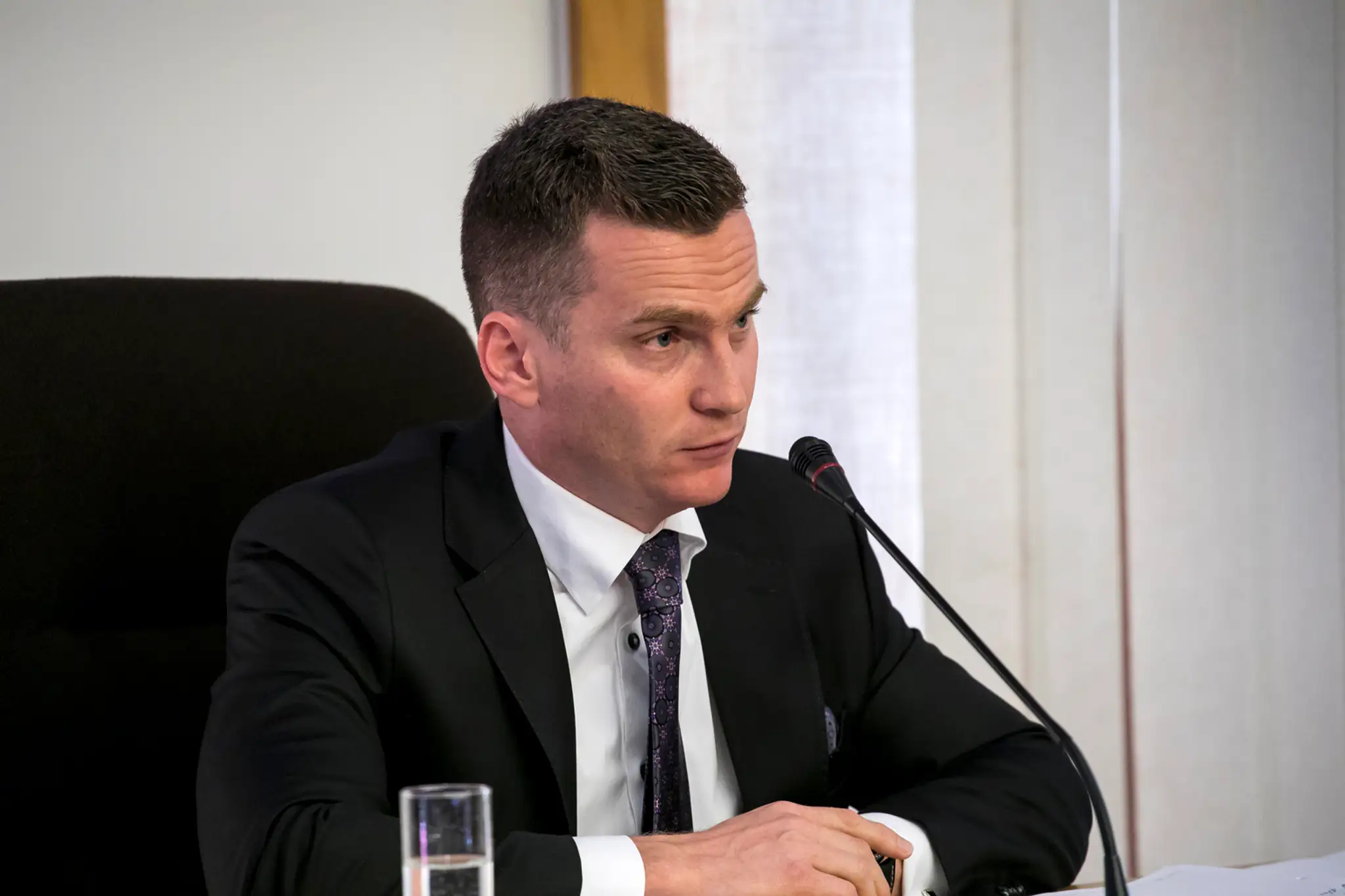 Vláda si vybrala kandidáta na šéfa Úradu pre verejné obstarávanie.