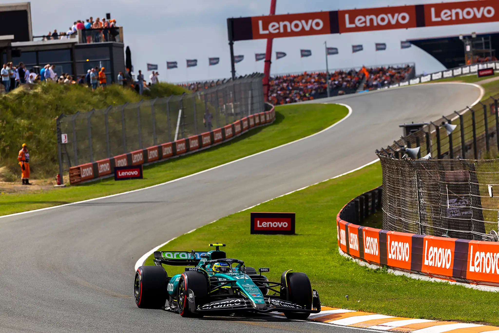Španiel Fernando Alonso počas sobotňajšej kvalifikácie.