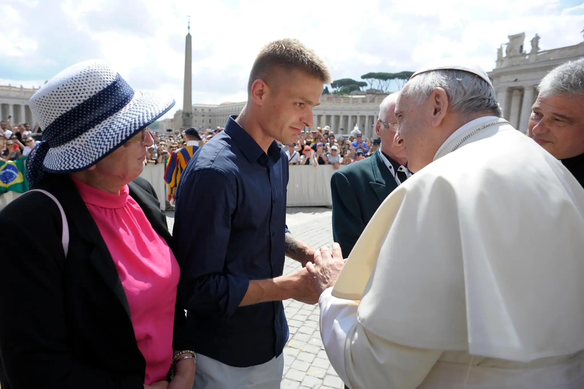 Komenda sa v júni 2018 stretol s pápežom Františkom.