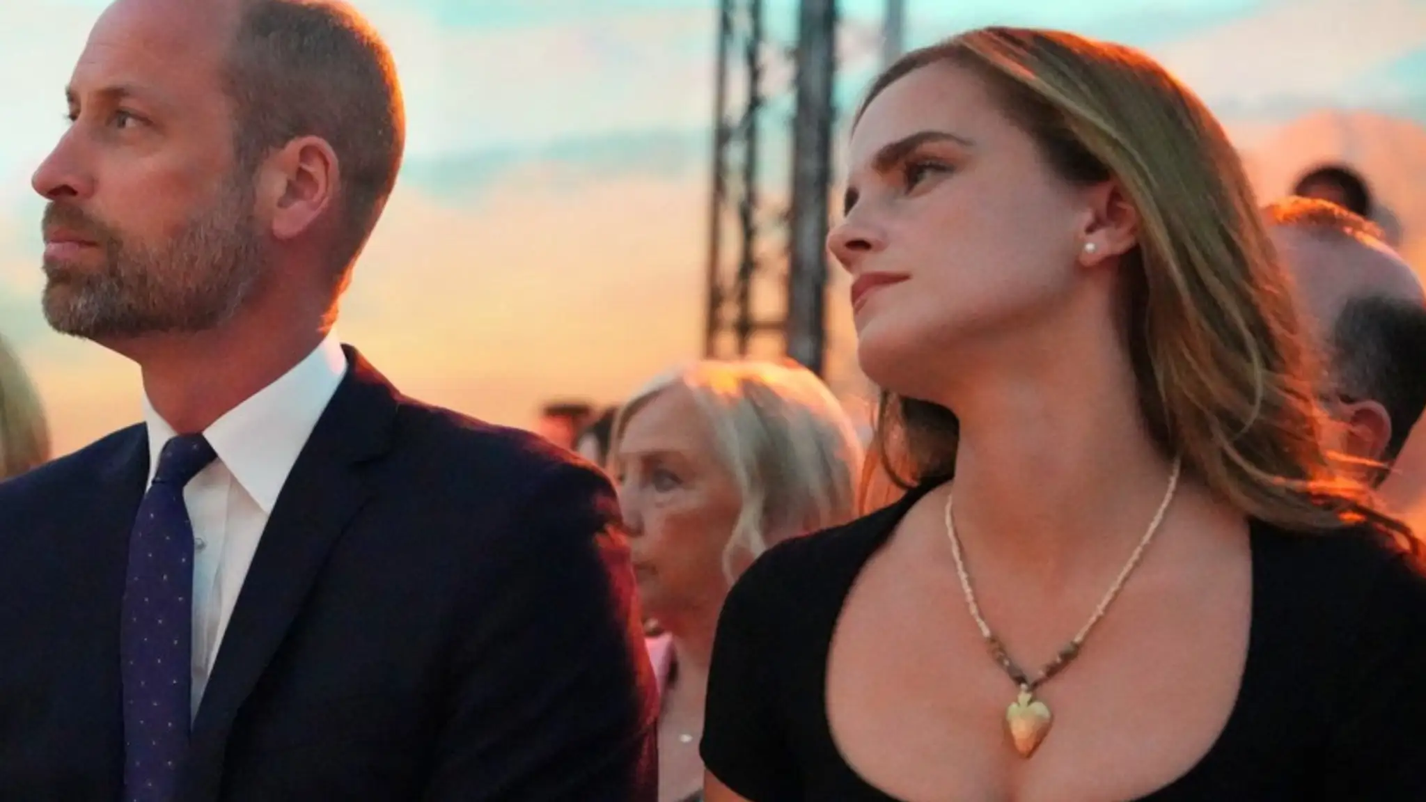 Princ William a Emma Watson.