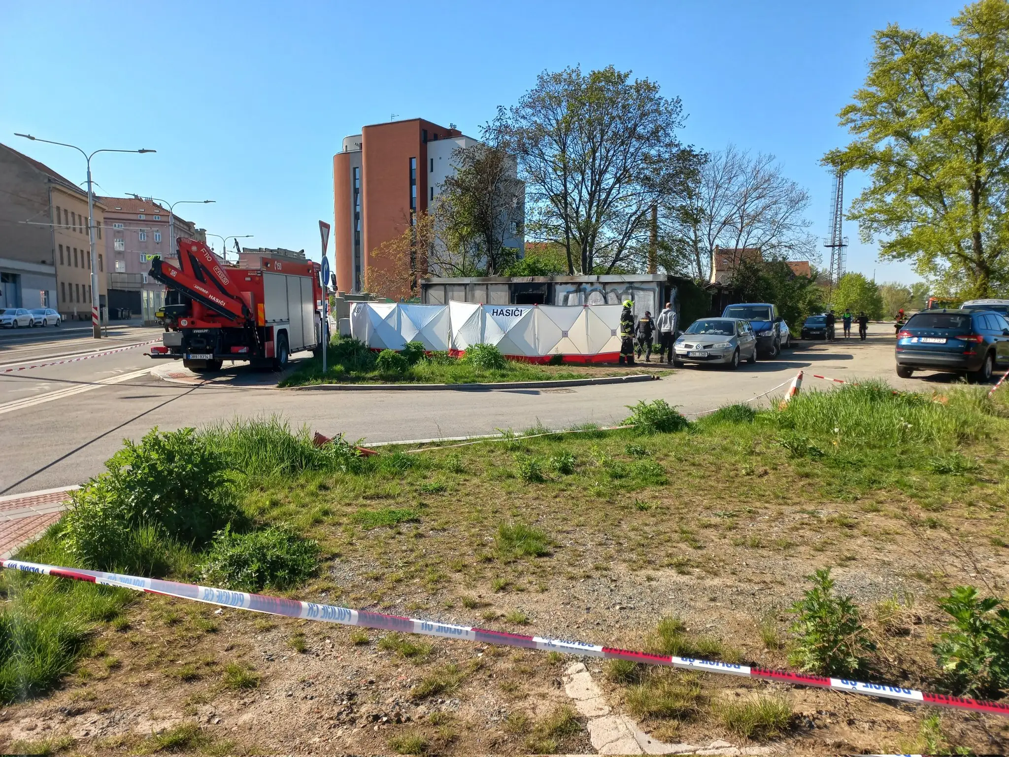 Pri požiari unimobuniek v Brne zomrelo osem ľudí.