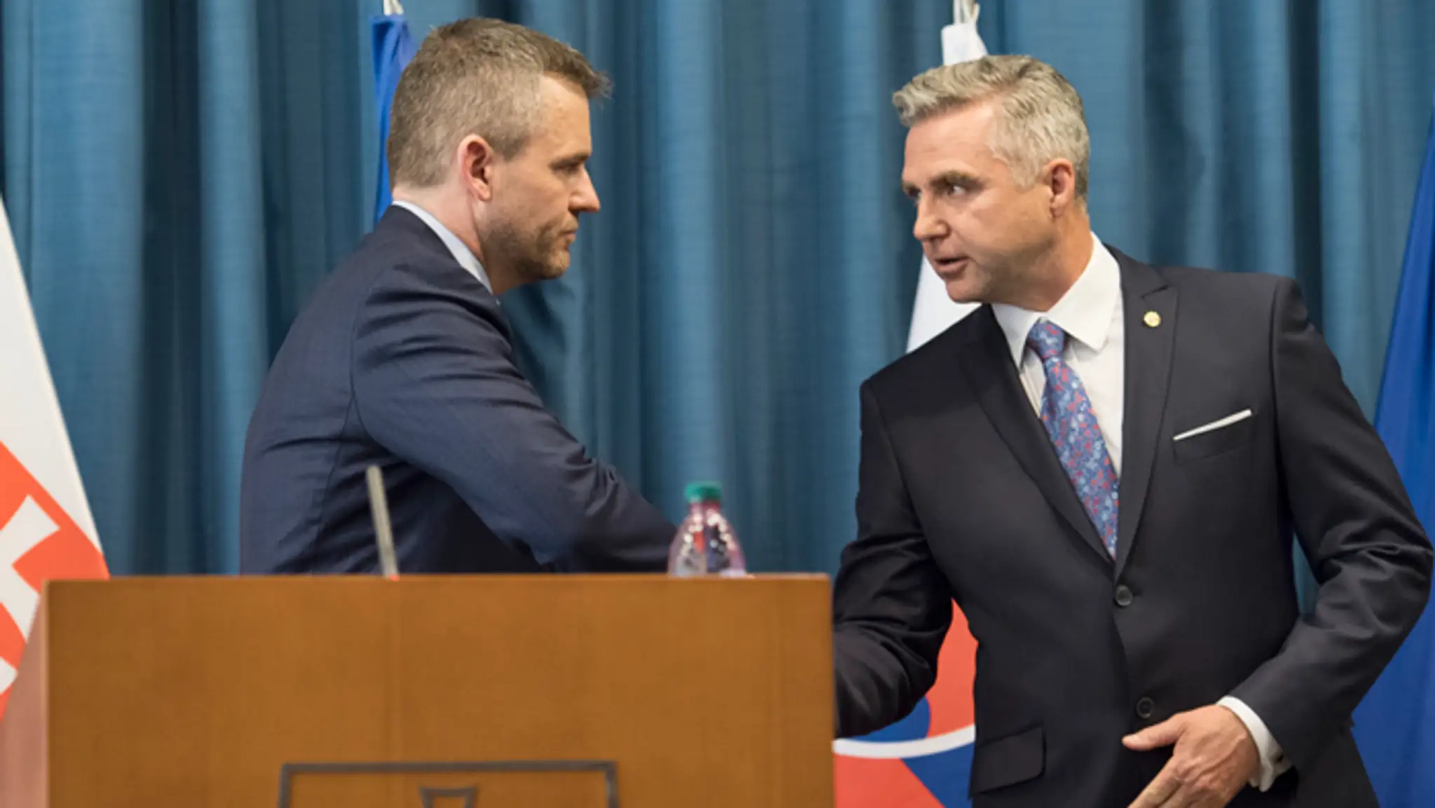 Premiér Peter Pellegrini a Tibor Gašpar.