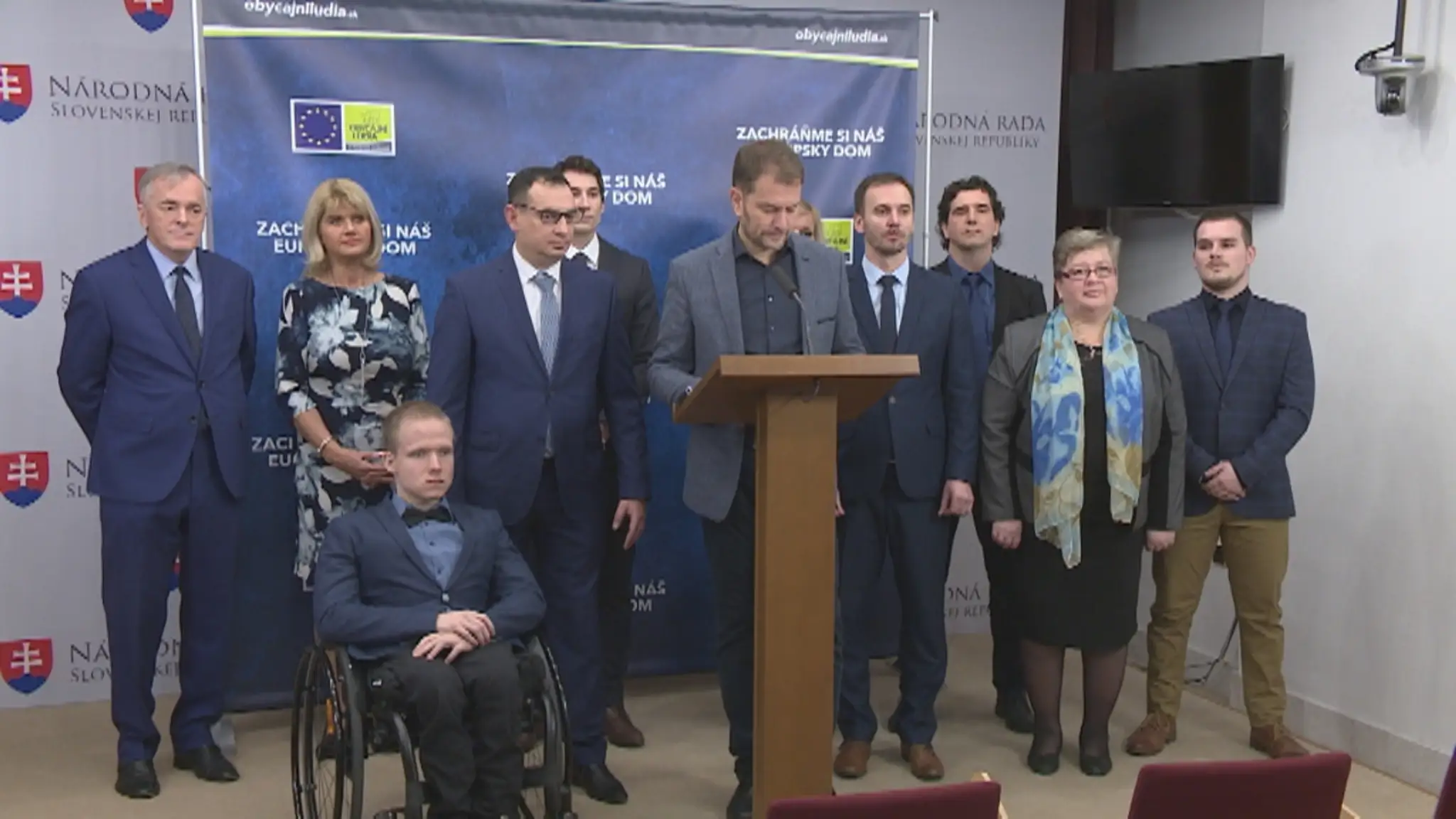 Tabuľa označujúca koniec obce zostal