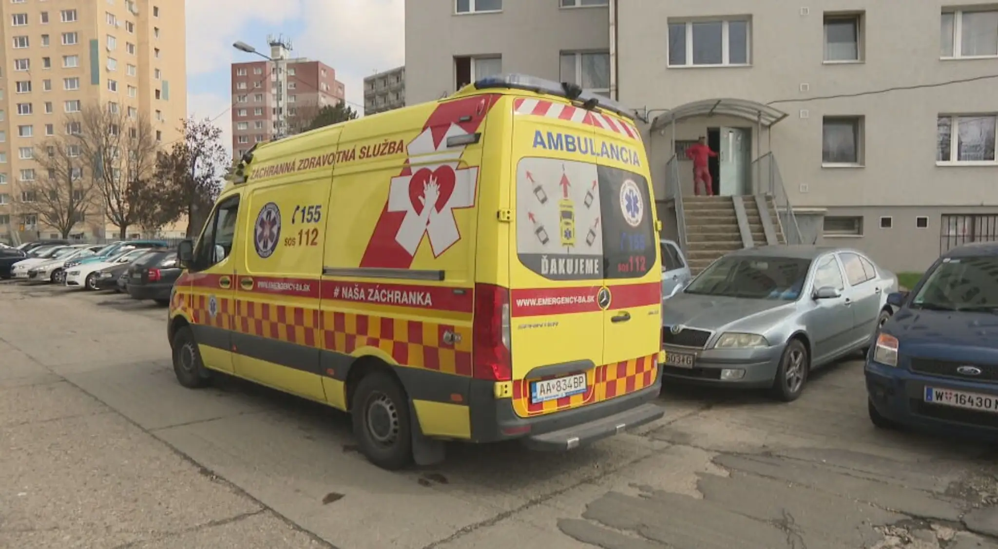 Dieťa zasiahnuté prúdom nemá mať na tele žiadne zranenia. 