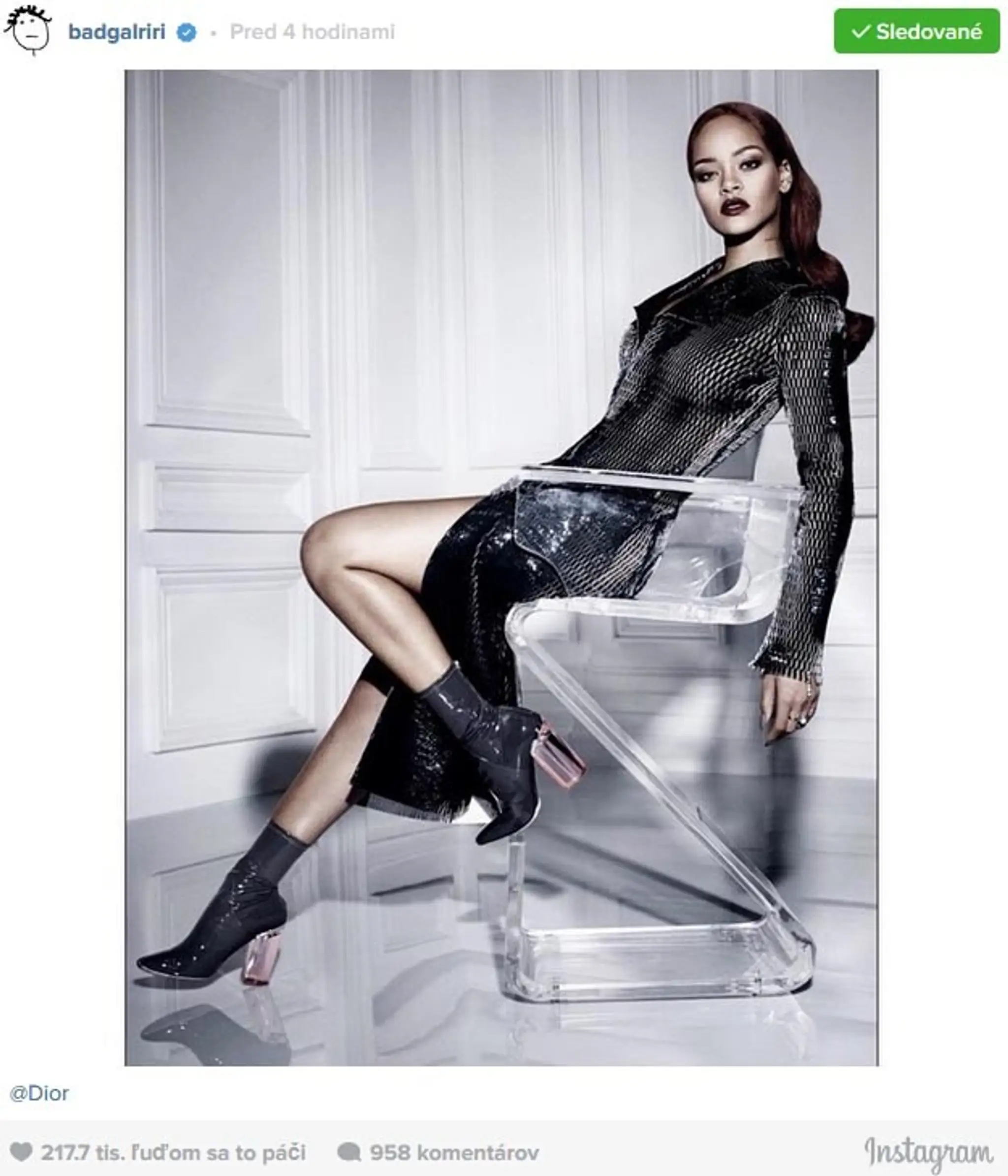 rihanna1.jpg