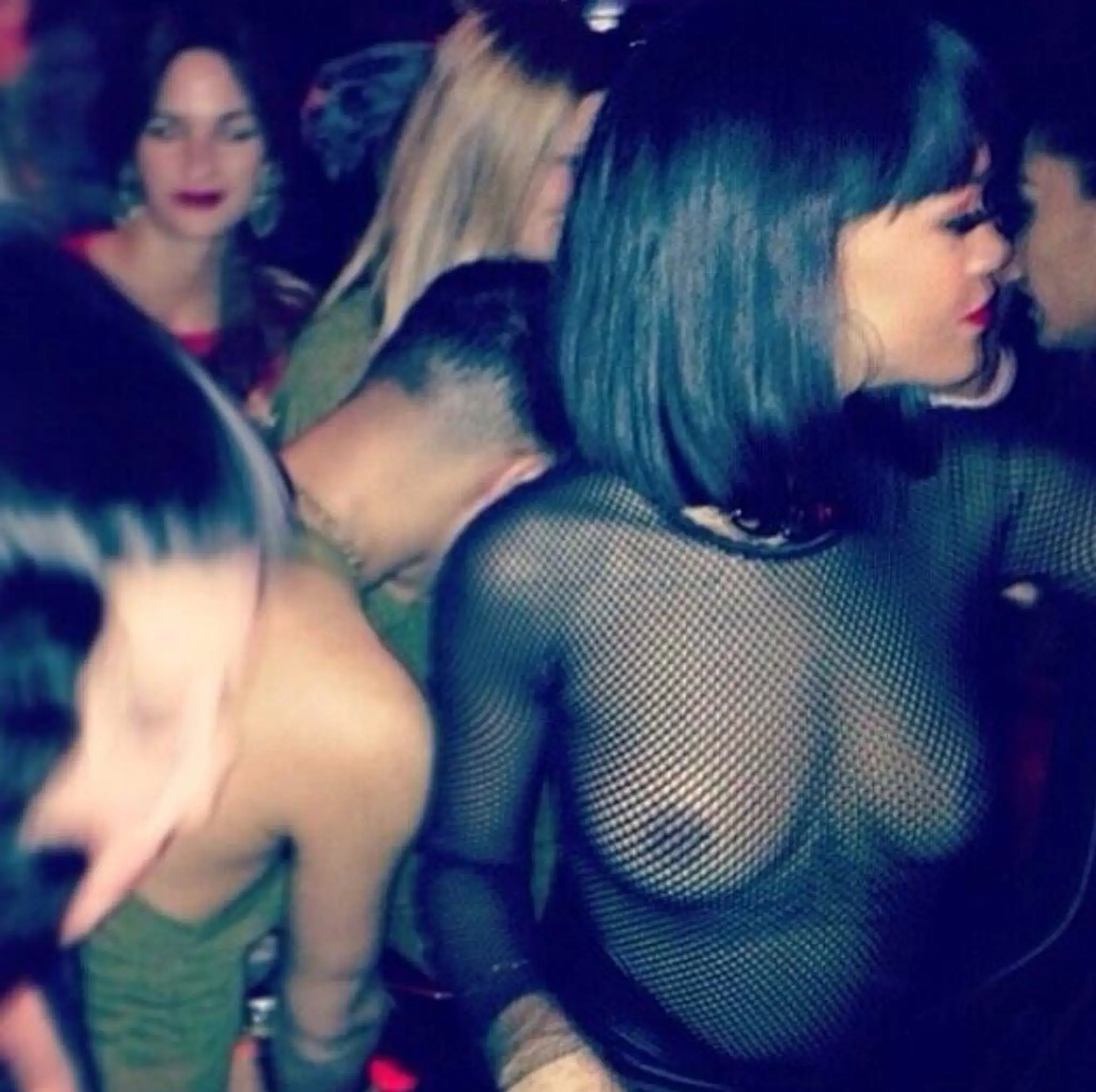 rihanna1.jpg