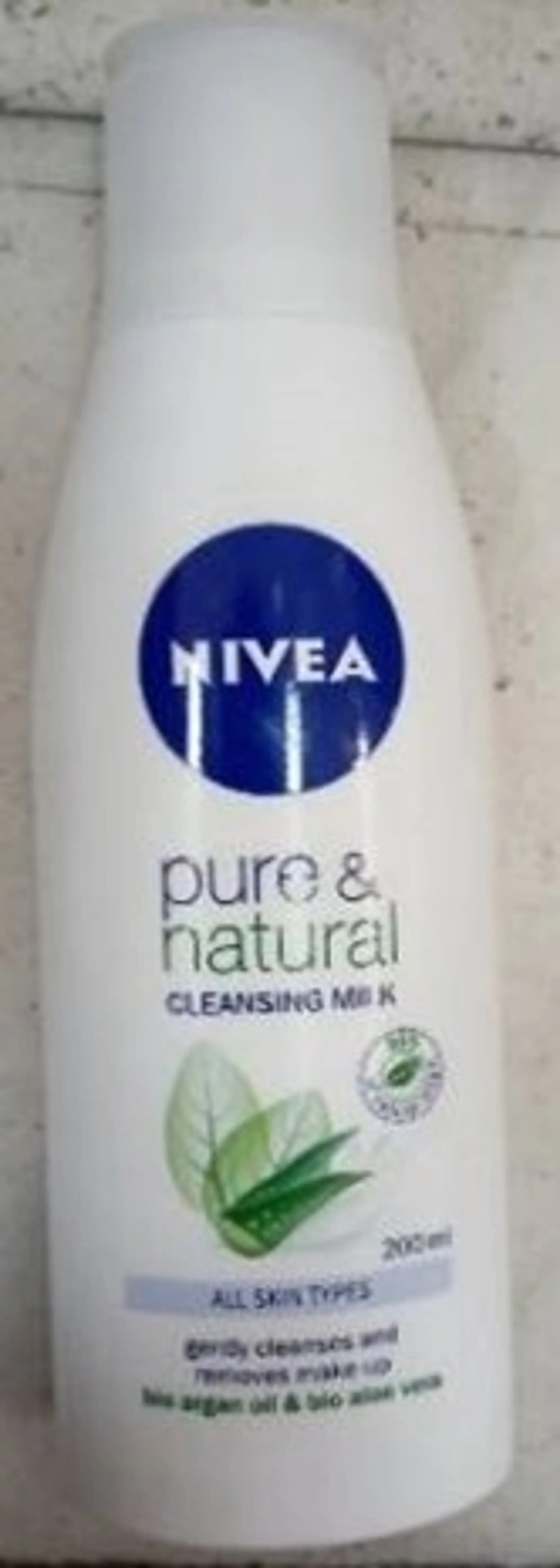 Nivea PURE & NATURAL
