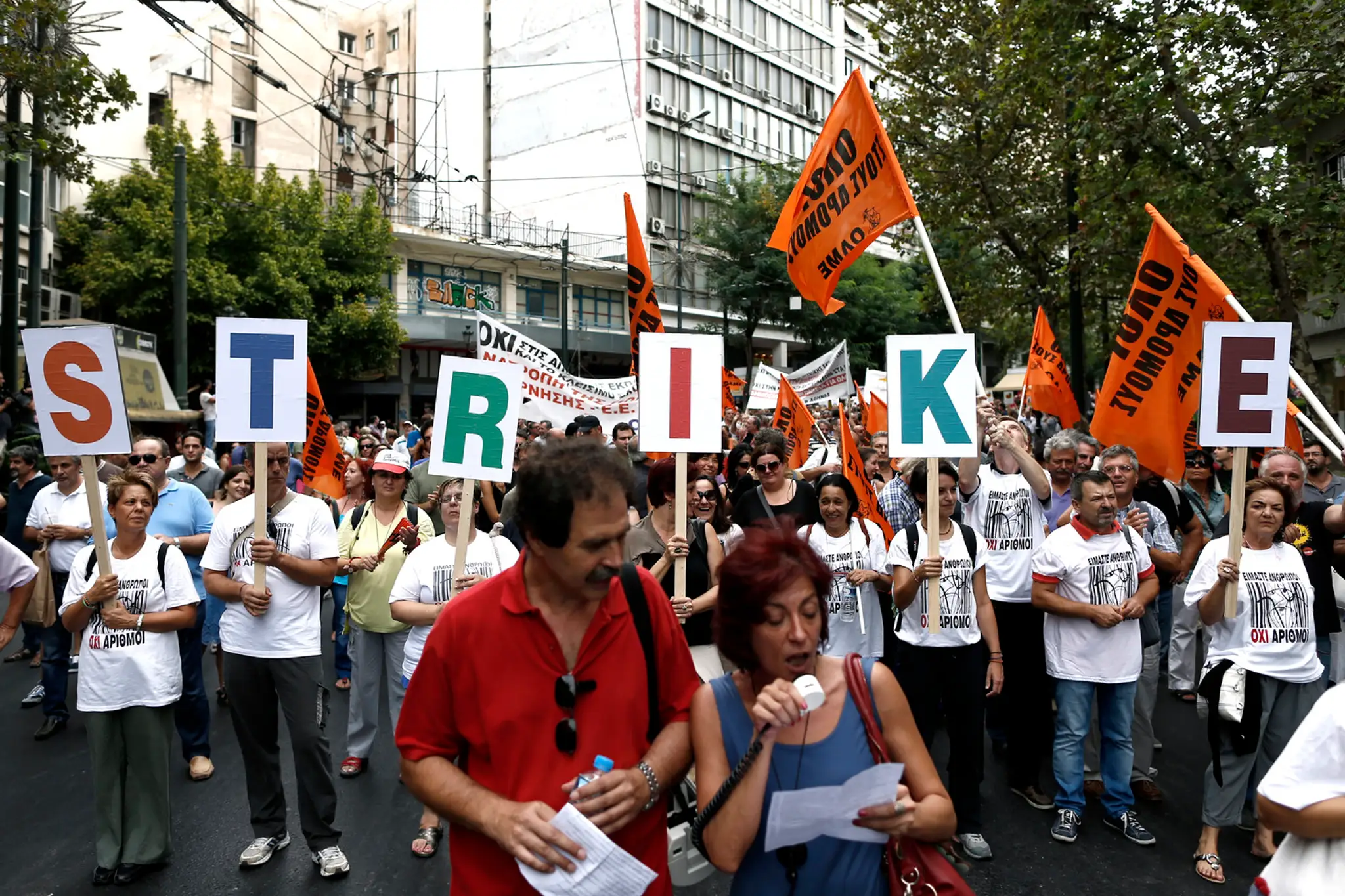 Grécki učitelia štrajkujú proti úsporným opatreniam vlády (2013)