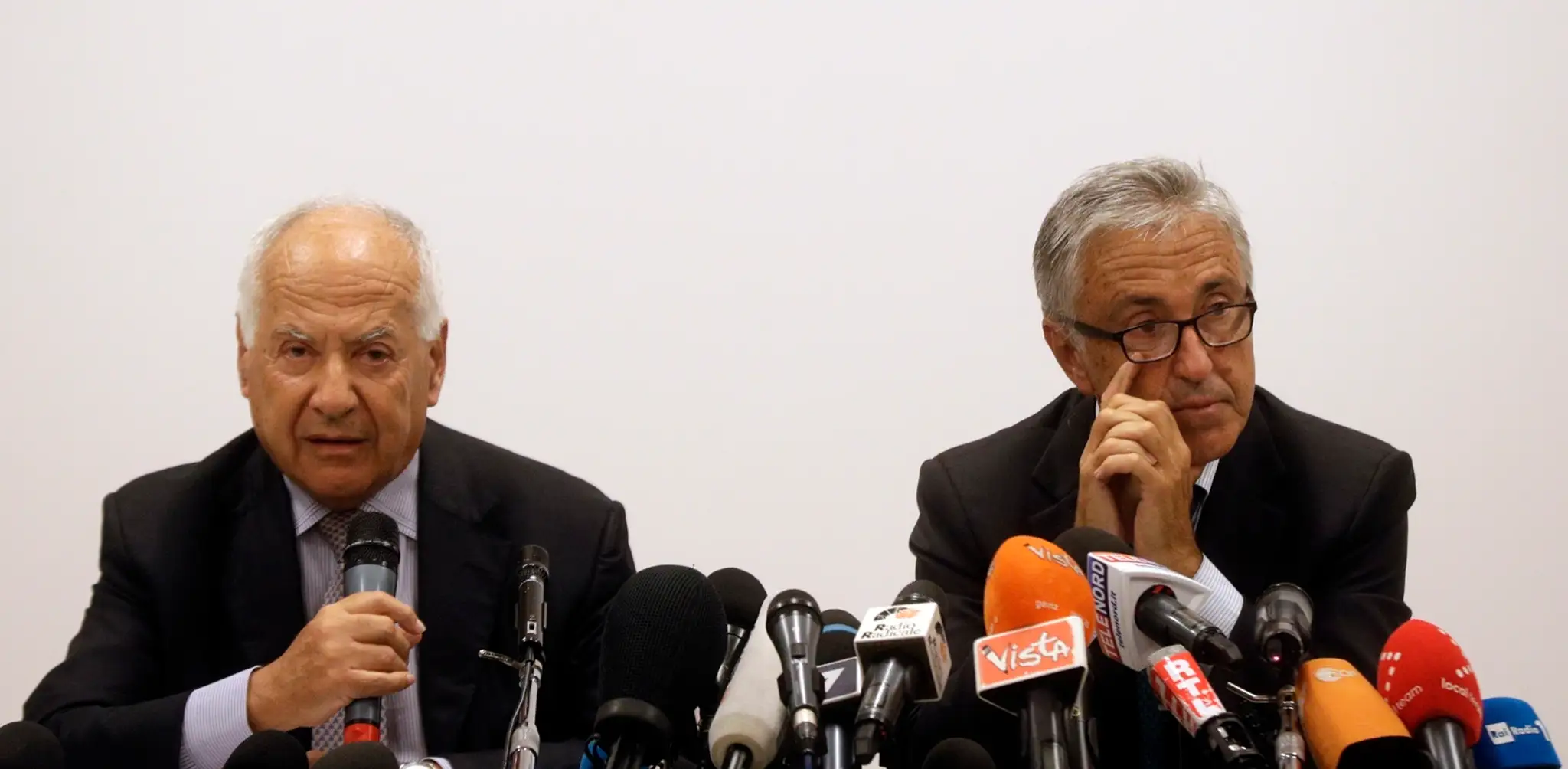 Prezident spoločnosti Autostrade Fabio Cerchiai a vkonn riaditeľ Giovanni Castellucci.