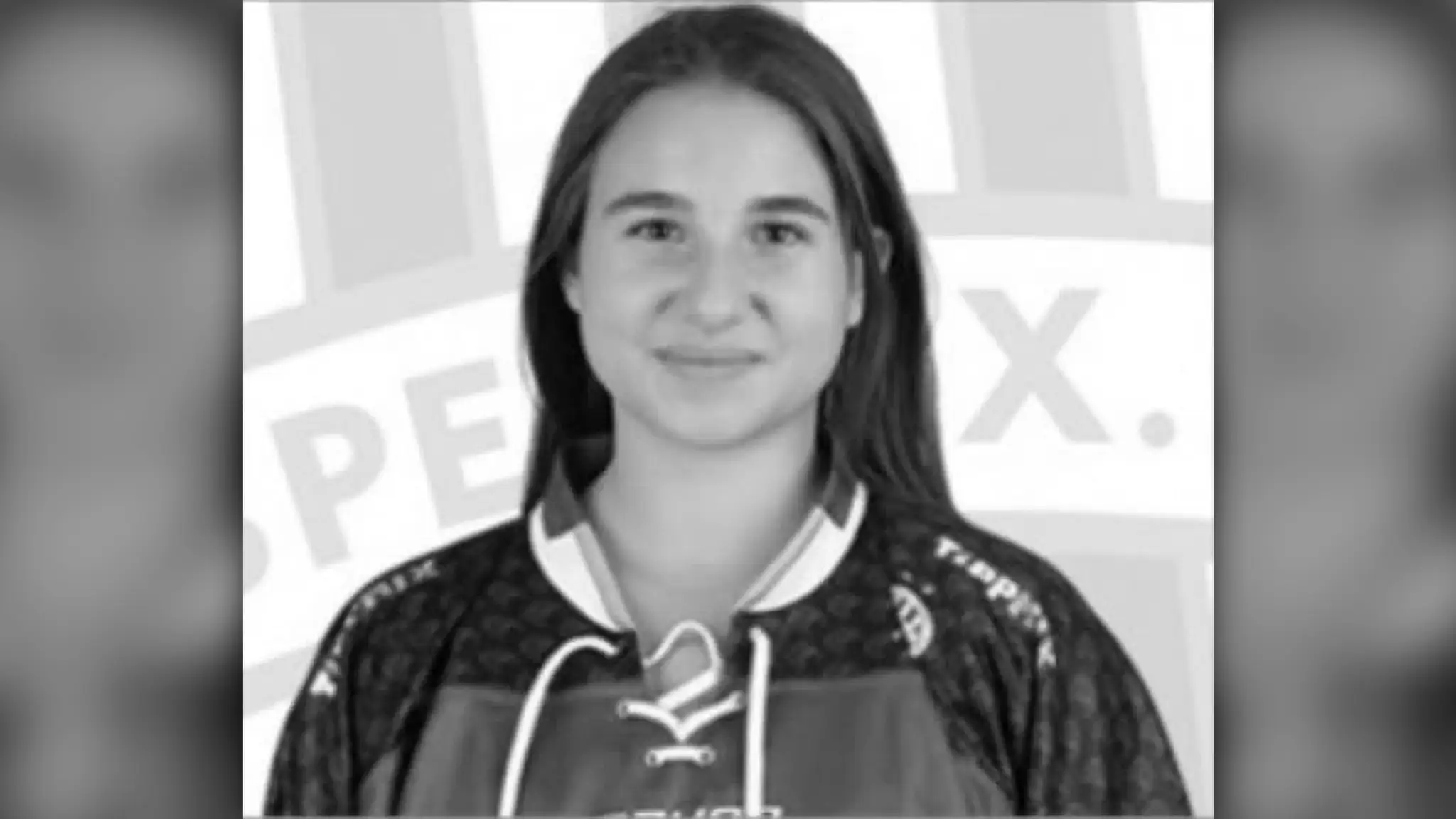 Zomrela maďarská hokejistka Réka Papacseková.