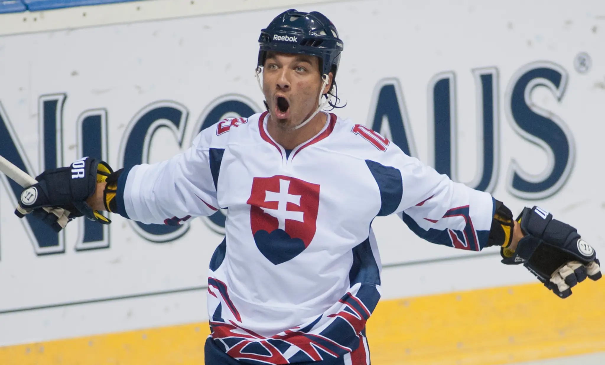 Na snímke Peter Lichanec (Slovensko) sa teší po strelení gólu.