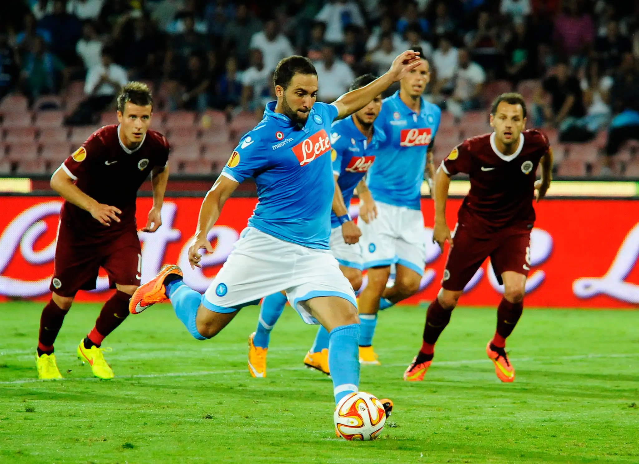 Italy_Soccer_Europa_League310162184682.jpg