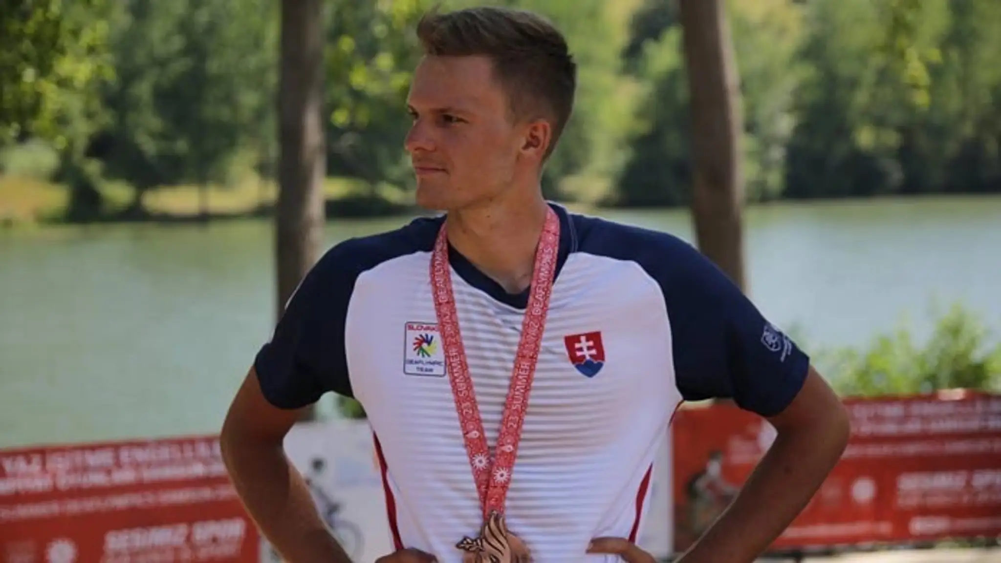 Adrián Babič tragicky zahynul po zrážke s autom počas tréningu.