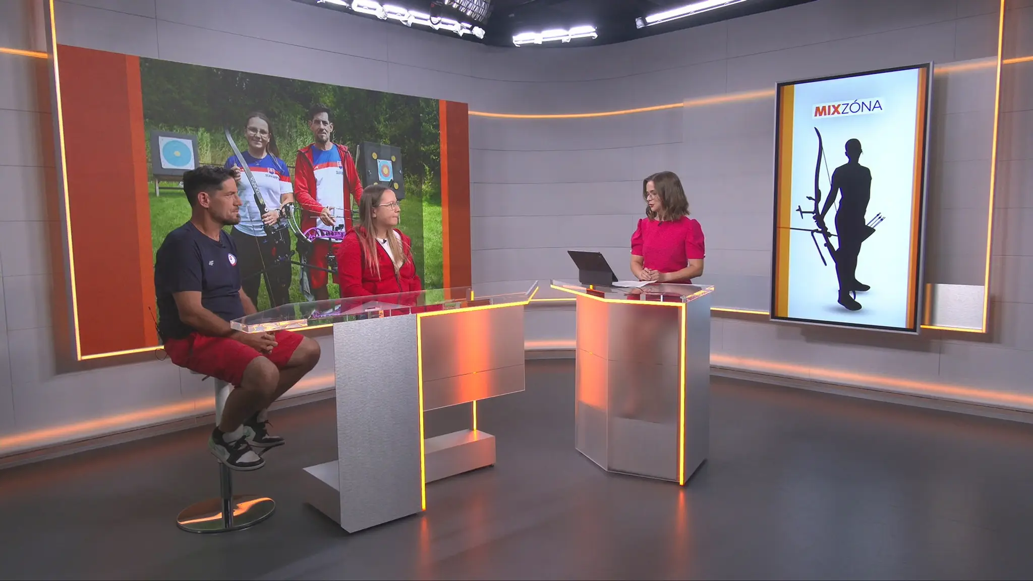 Slovenskí reprezentanti v lukostreľbe Jozef Bošanský a Denisa Baránková.