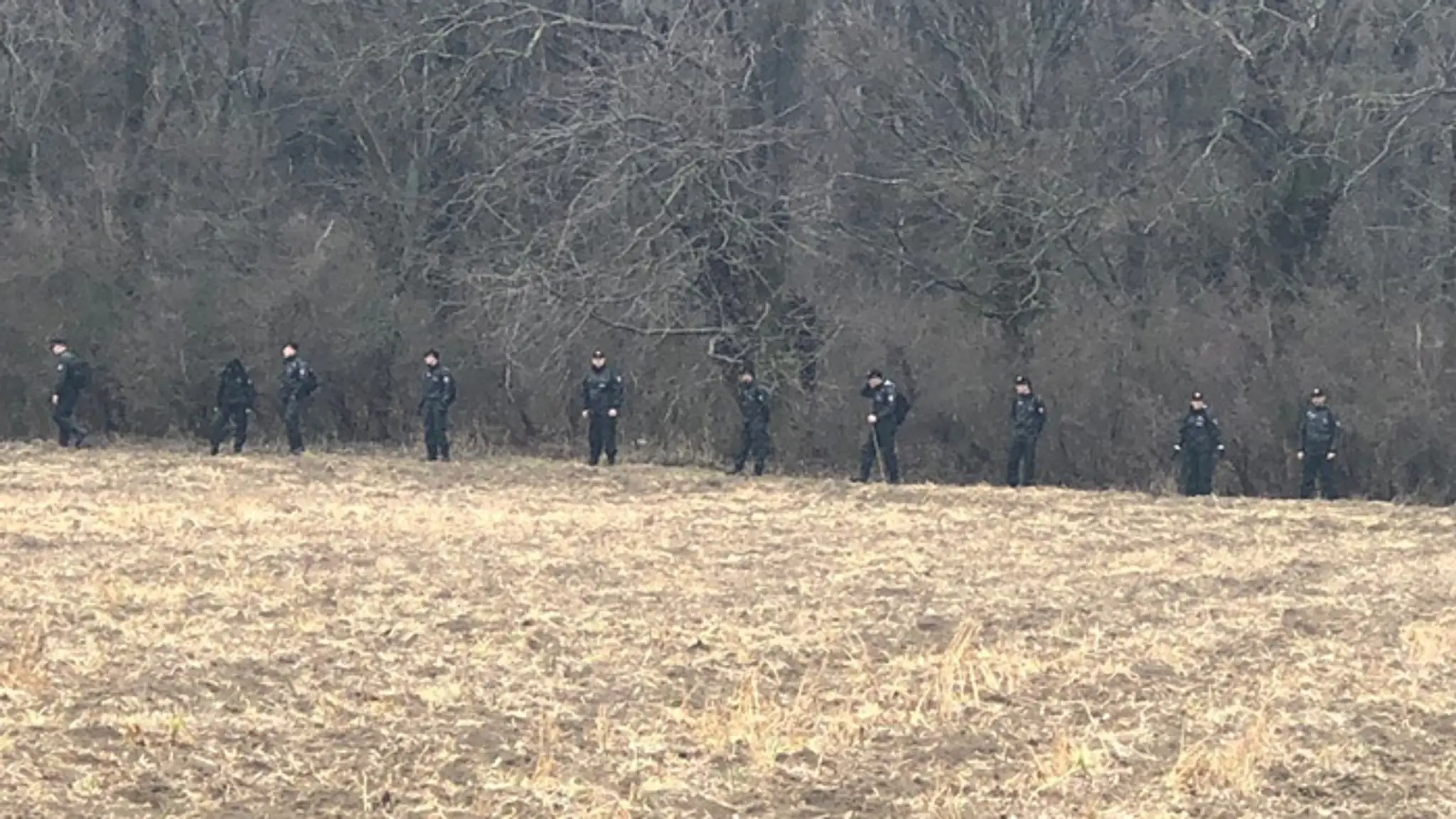 Polícia prehľadáva Mačiansky háj.
