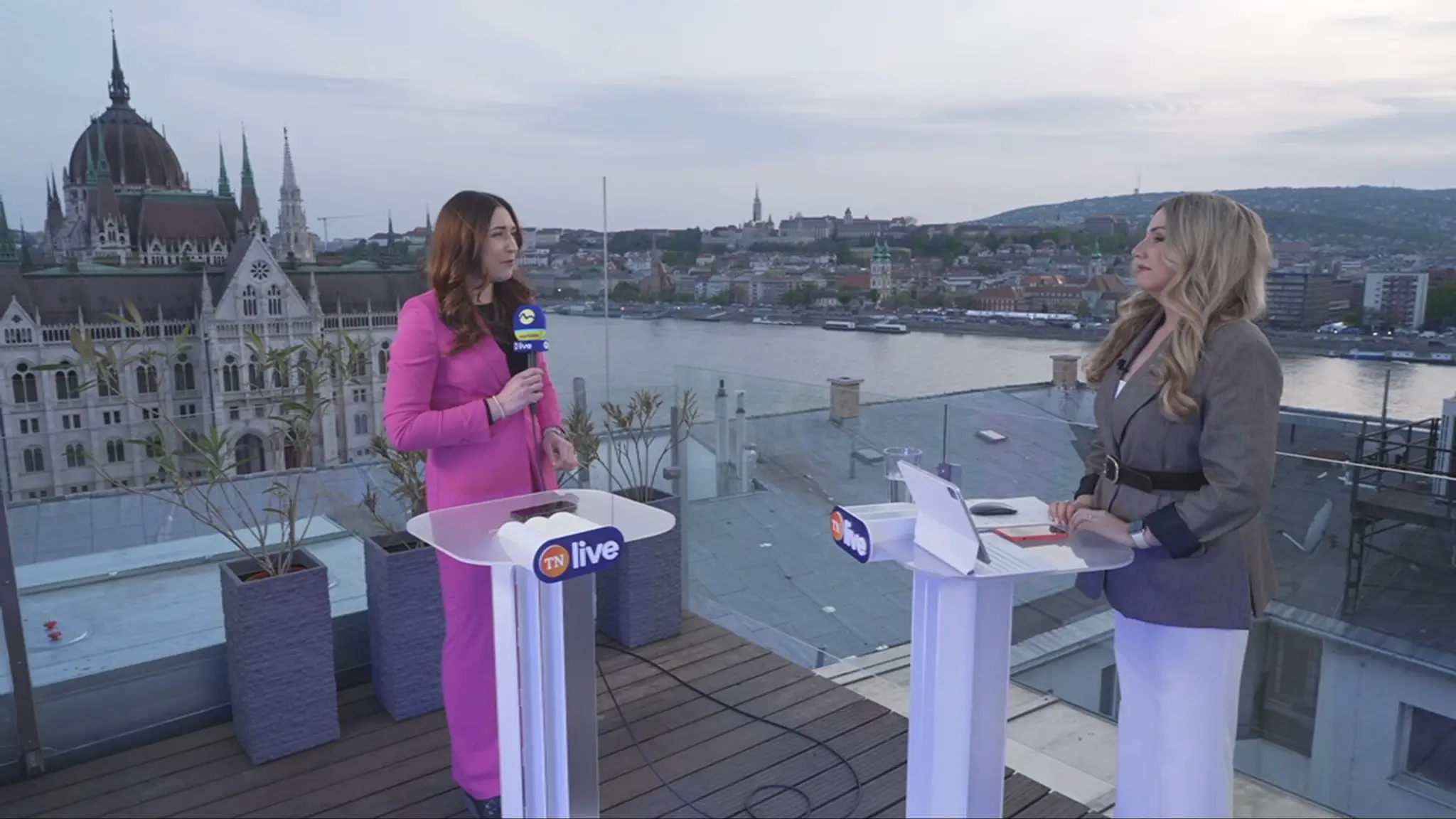 Štáb TV Markíza v Budapešti počas maďarských volieb