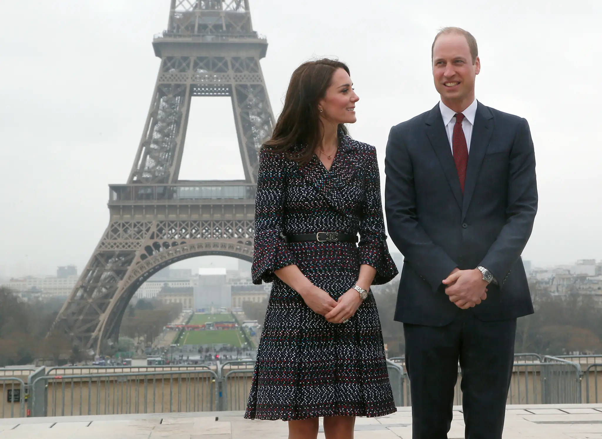 Na snímke britský princ William s manželkou Kate.