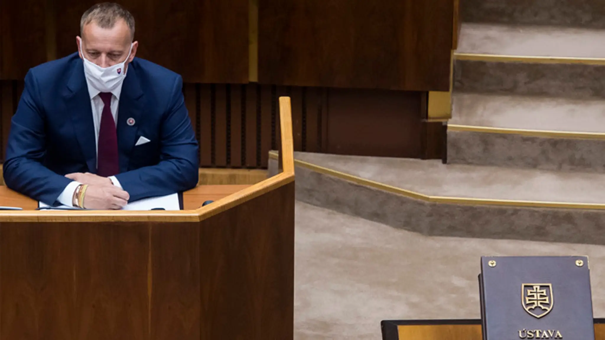 Boris Kollár navrhol svoje odvolanie pre podozrenie z plagiátorstva. Odvolávanie v parlamente ustál./7.jú 2020