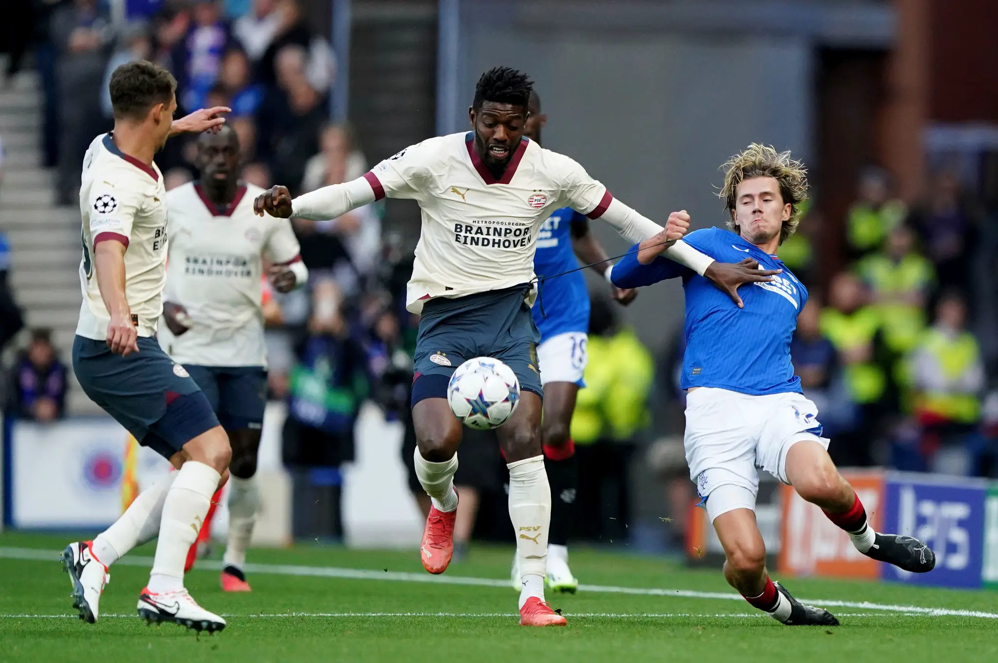 Rangers PSV