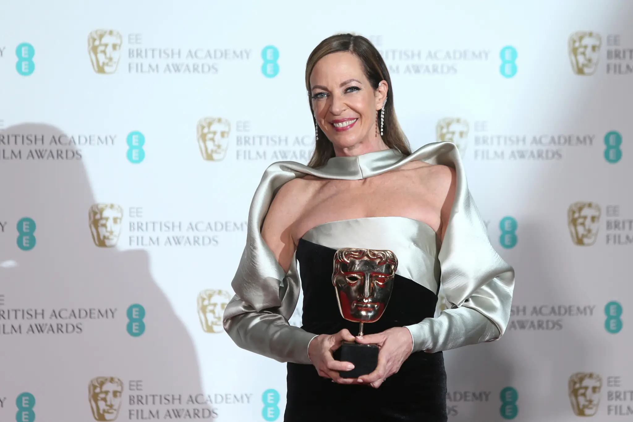 Sally Hawkins prichádza na odovzdávanie cien BAFTA