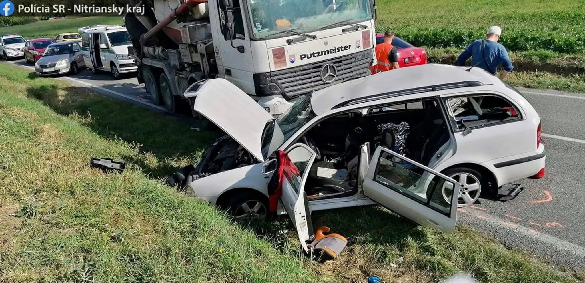 Vážna nehoda pri Topoľčanoch.