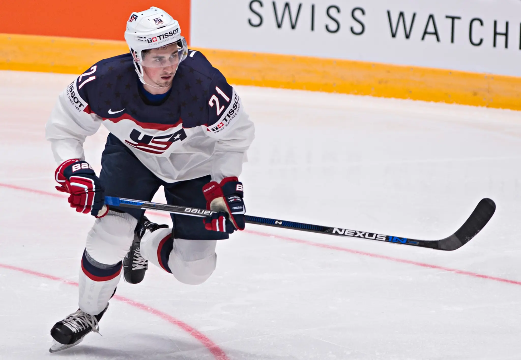 Američan Dylan Larkin počas duelu MS 2016 v Rusku proti Kanade.