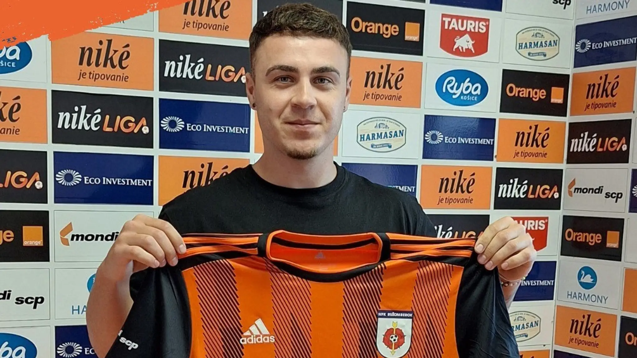 Adrian Slávik posilou Rožomberka (cropped)