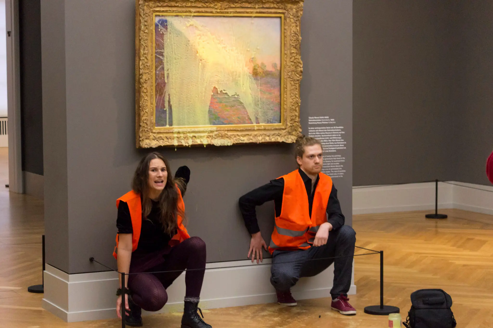 Aktivisti vyliali zemiakovú kašu na obraz Clauda Moneta