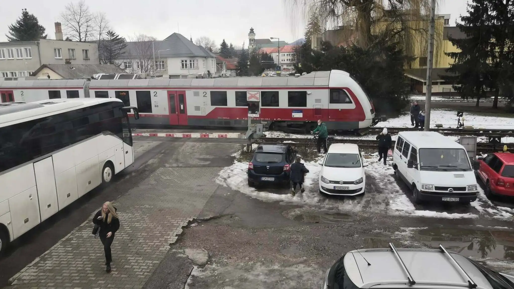 Vykoľajený vlak v Prievidzi.