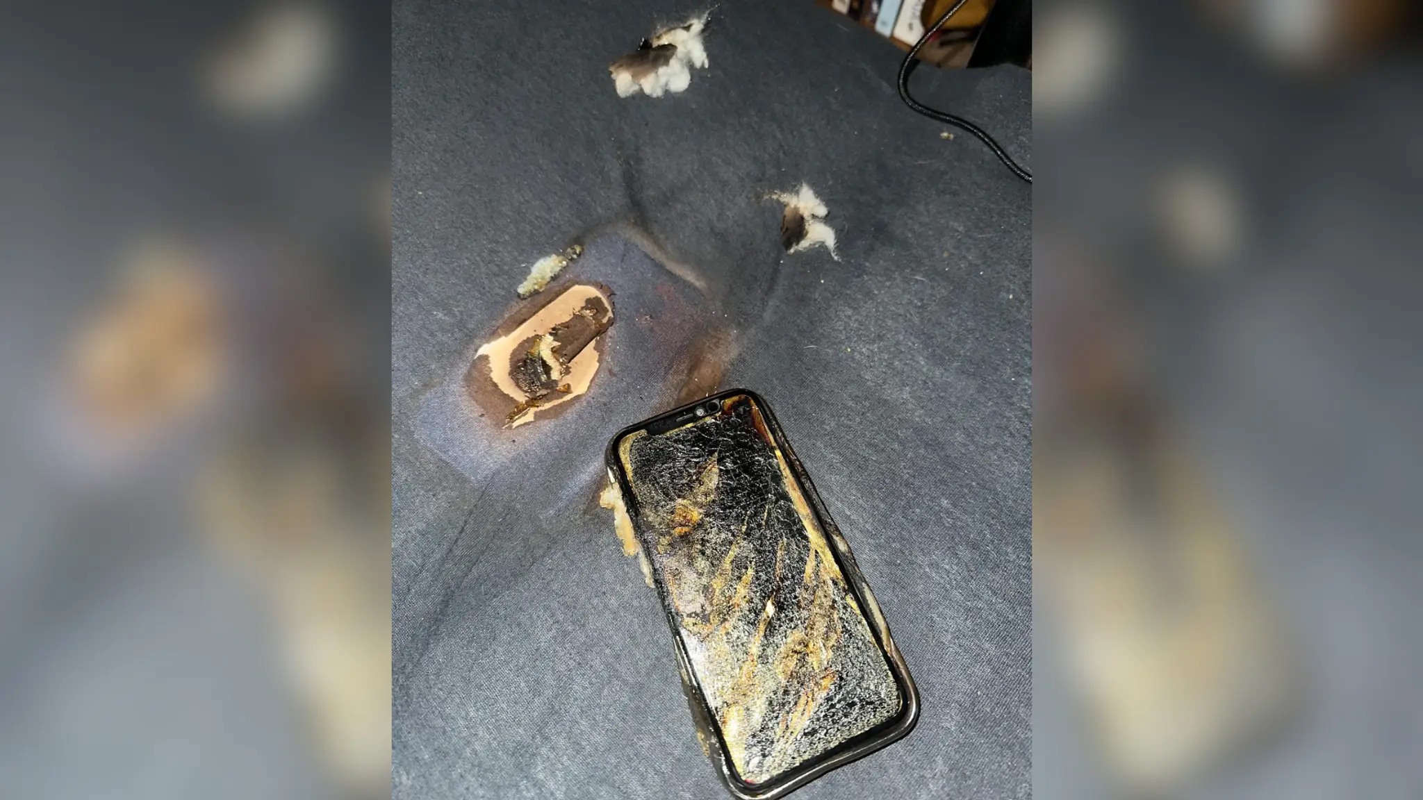 Piotrovi pri nabíjaní zhorel telefón