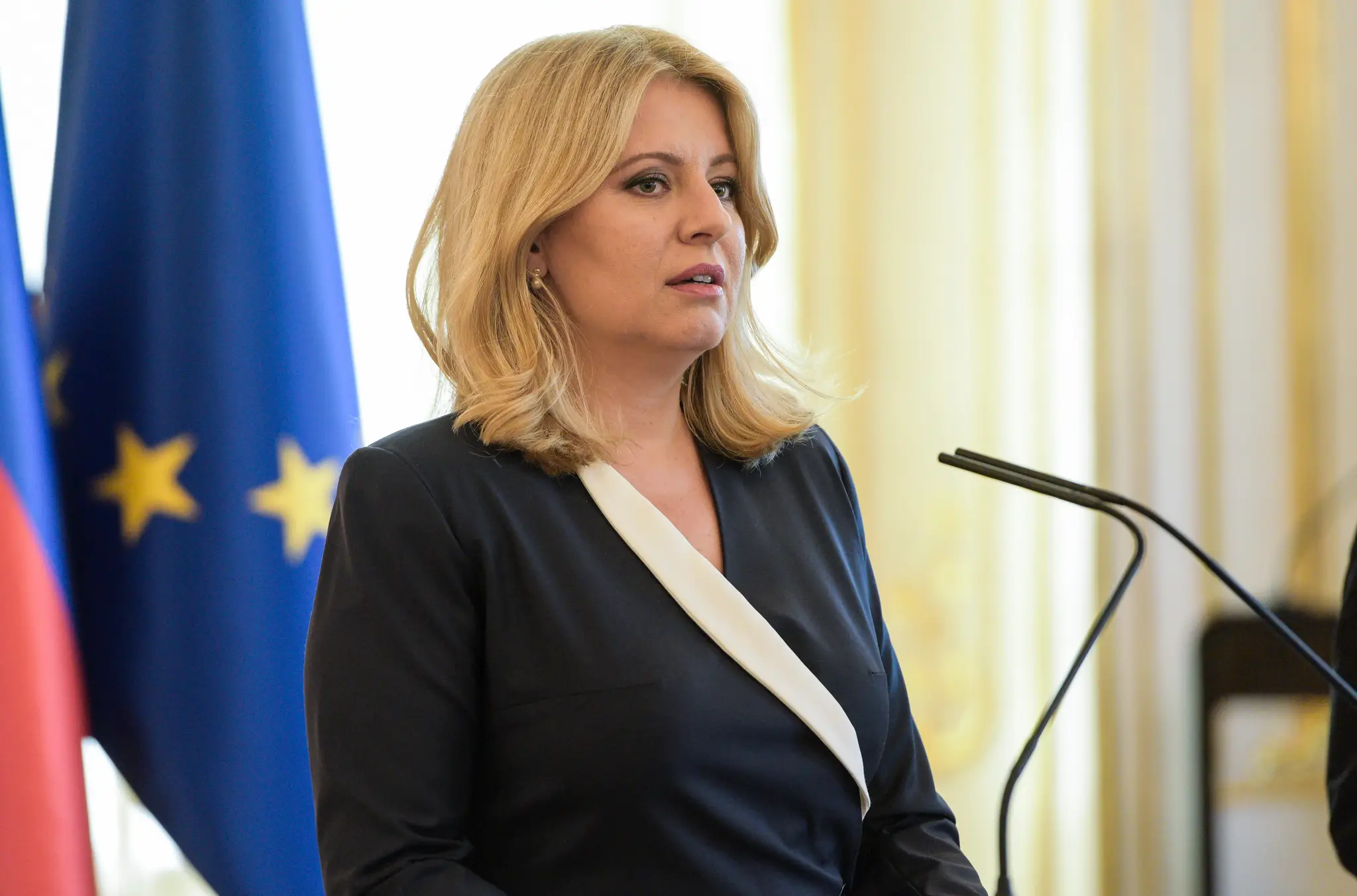 Na snímke prezidentka Zuzana Čaputová oznamuje, že nebude opätovne kandidovať v budúcoročných voľbách na post hlavy štátu v Prezidentskom paláci v utorok 20. júna 2023.