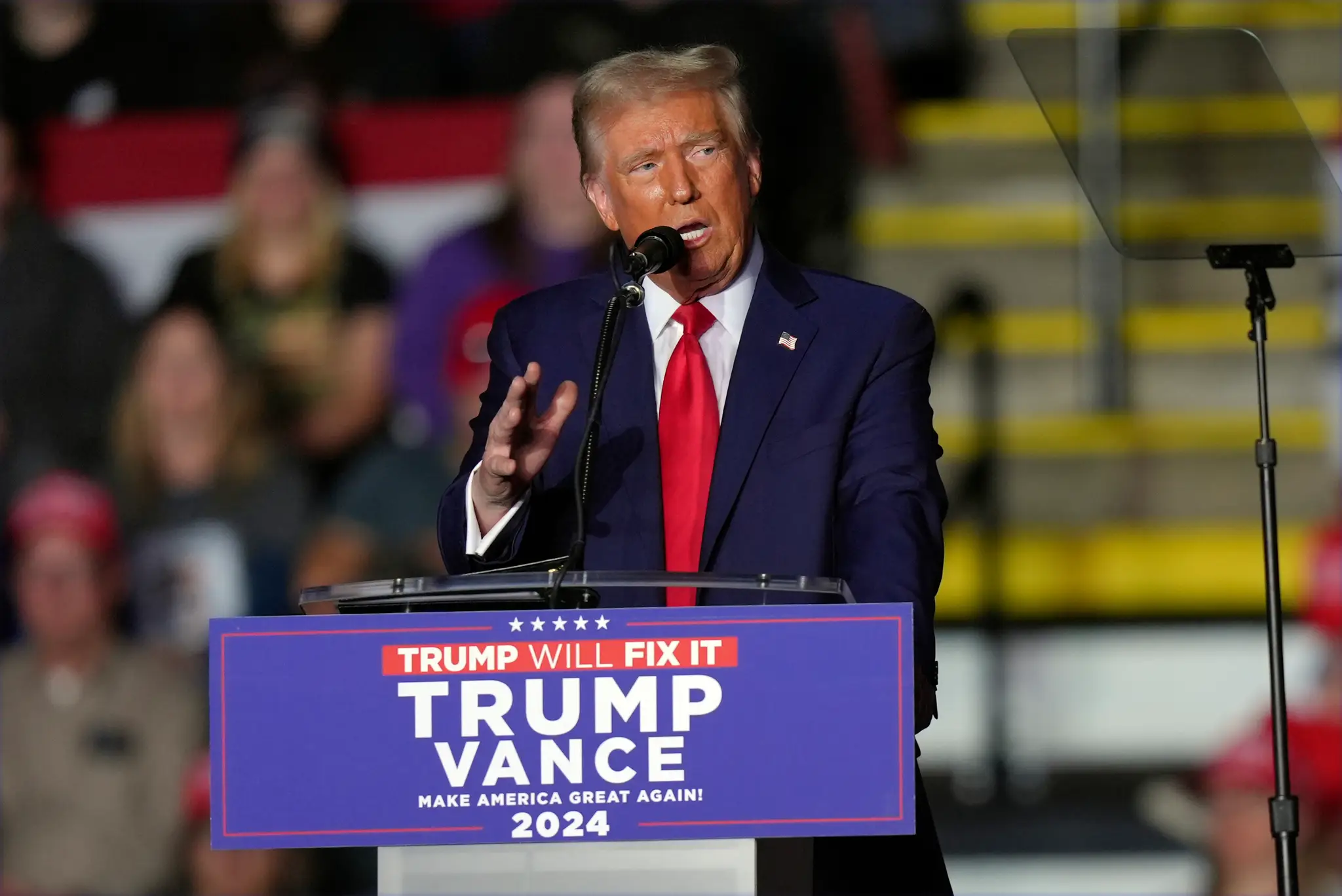 Donald Trump vystúpil deň pred voľbami na mítingu v meste Reading v štáte Pensylvánia