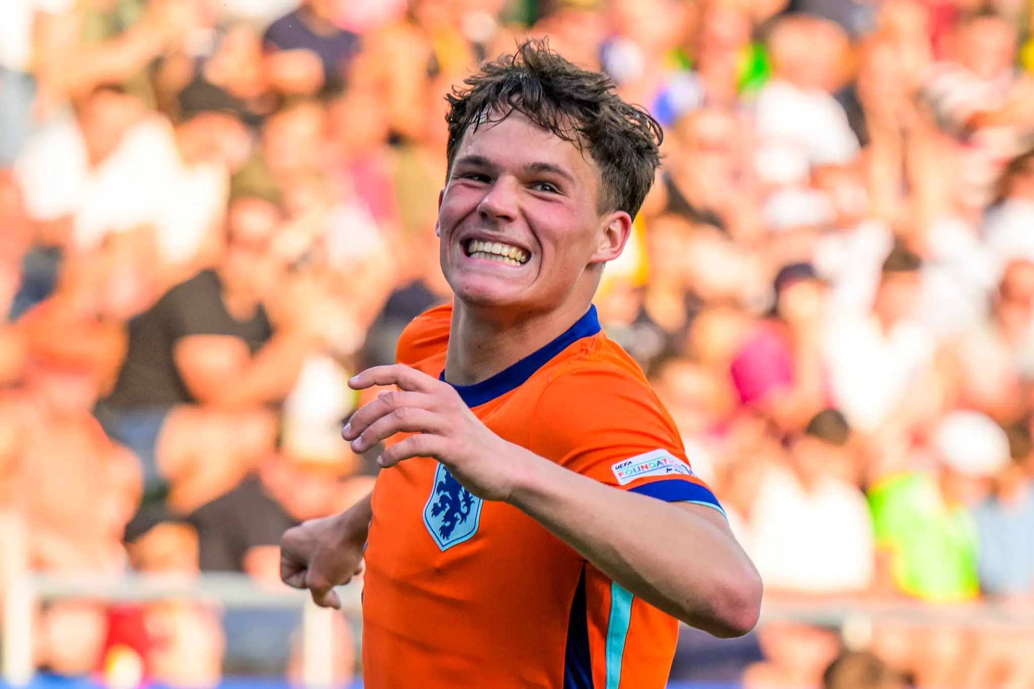 Na snímke futbalista Thom Van Bergen (Holandsko) sa teší z gólu.