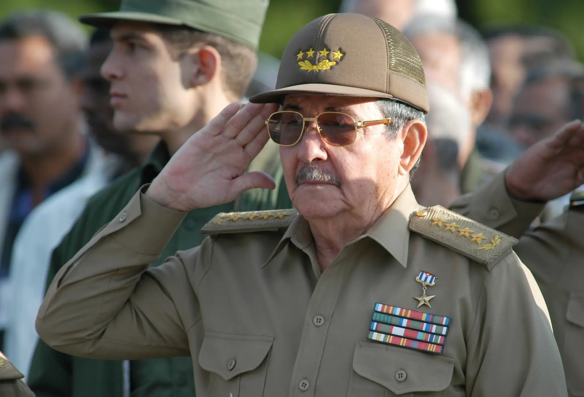 Bývalý kubánsky prezident Raúl Castro na archívnej snímke z roku 2023.