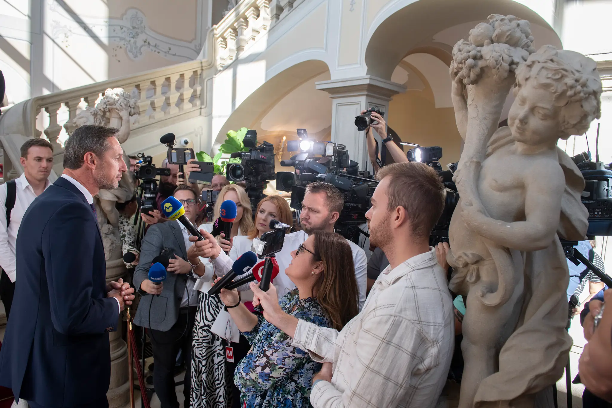 Záujem novinárov po stretnutí prezidentky s Majerským.